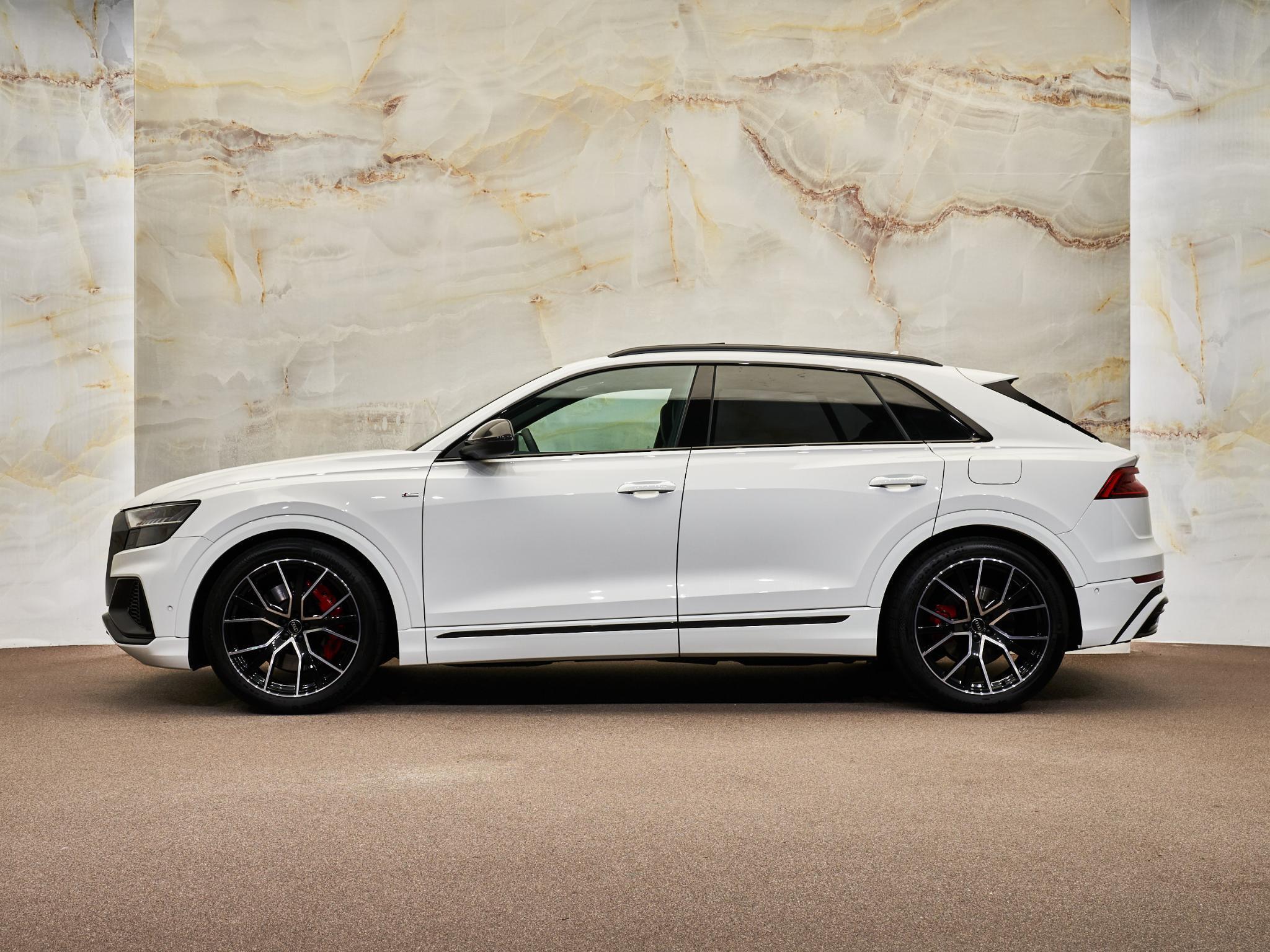 Audi Q8 - 2