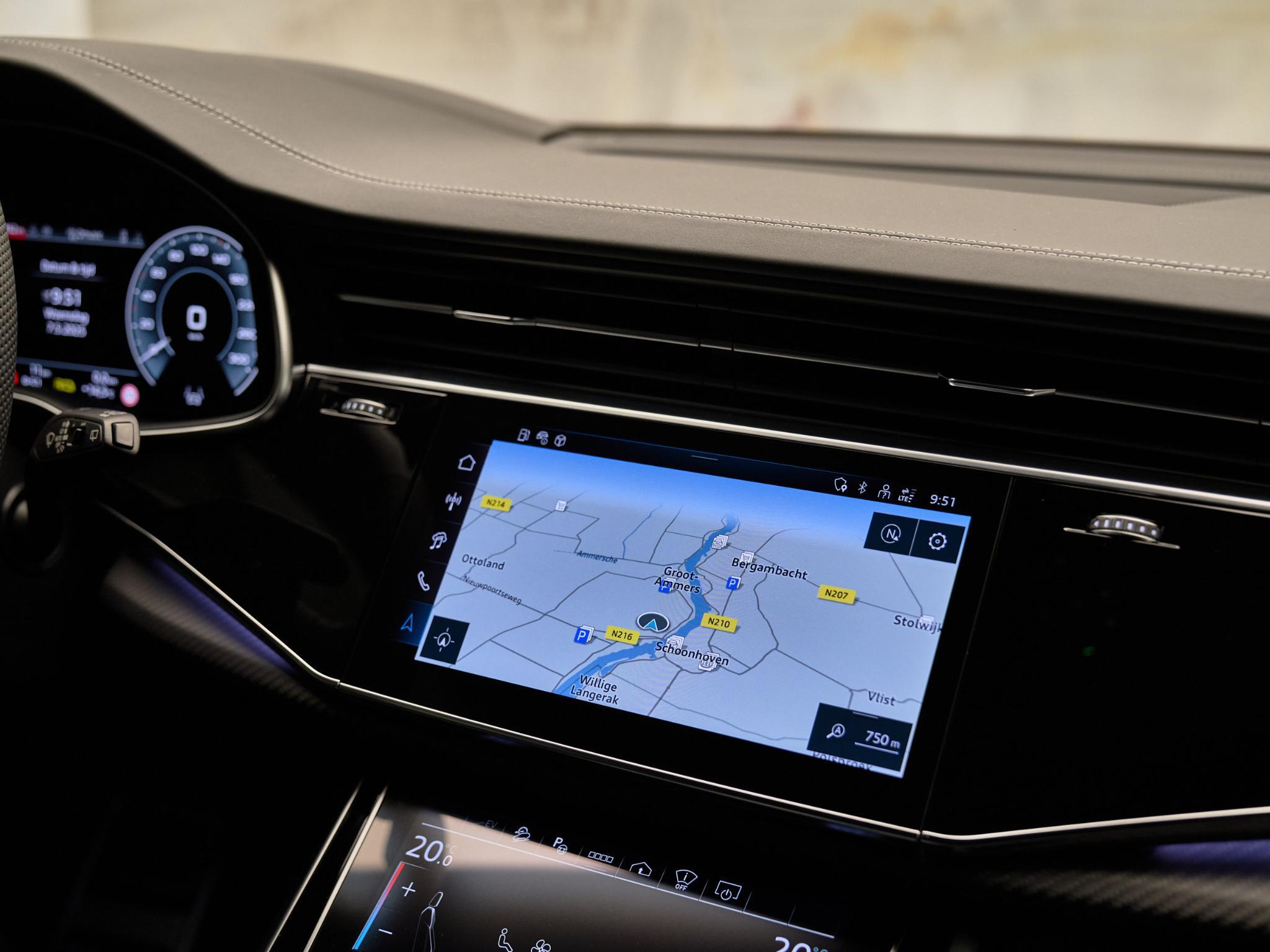 Audi Q8 - 26