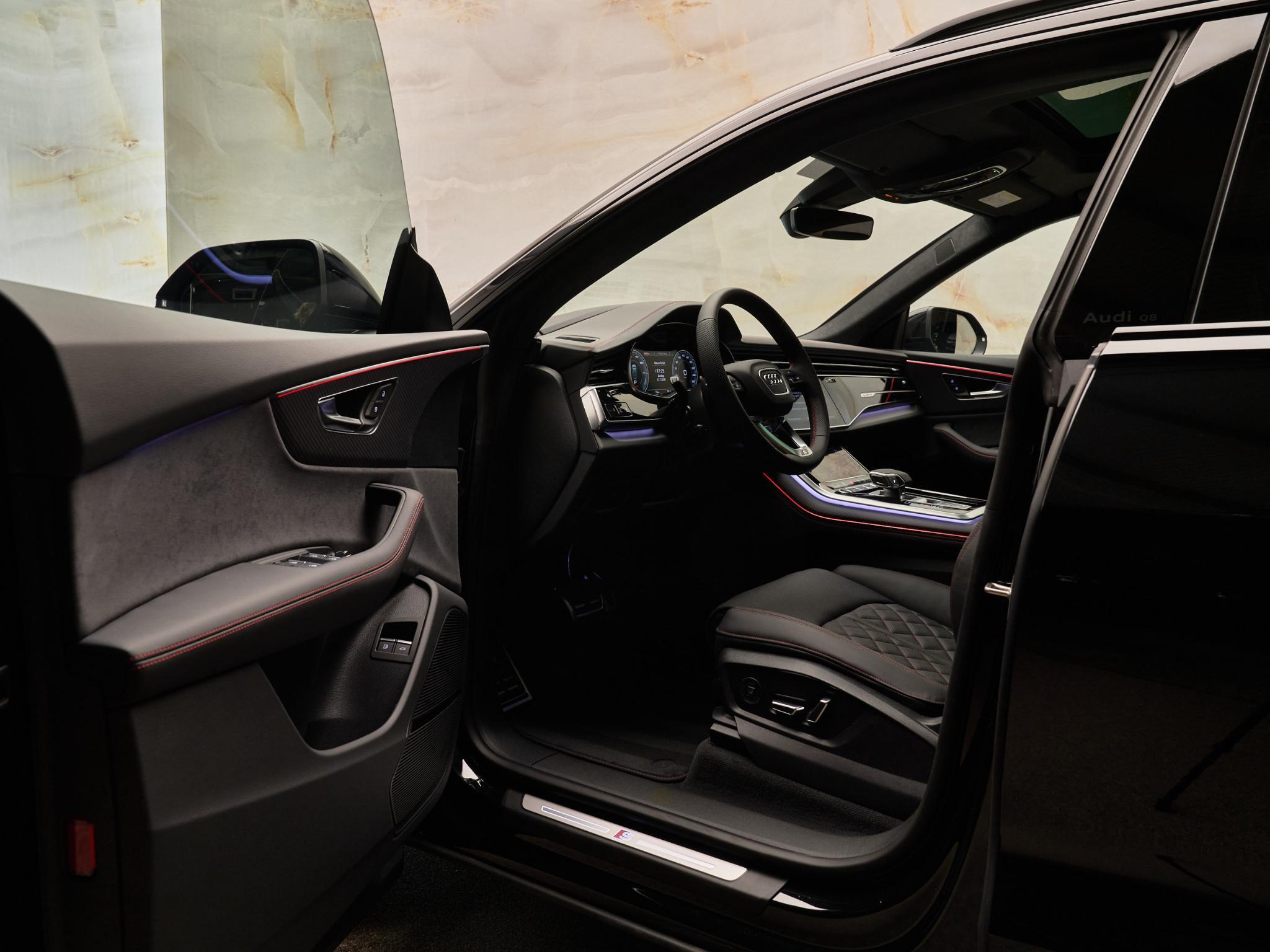 Audi Q8 - 6