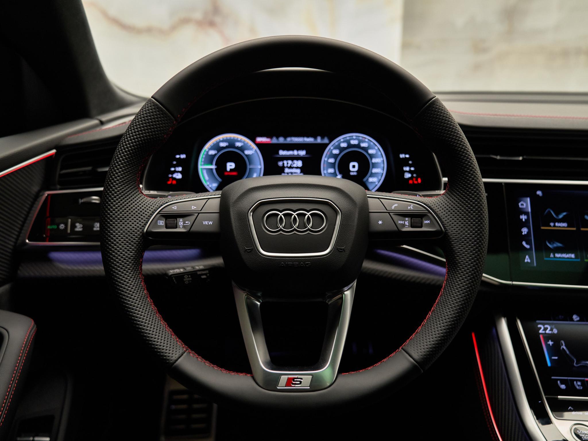 Audi Q8 - 17
