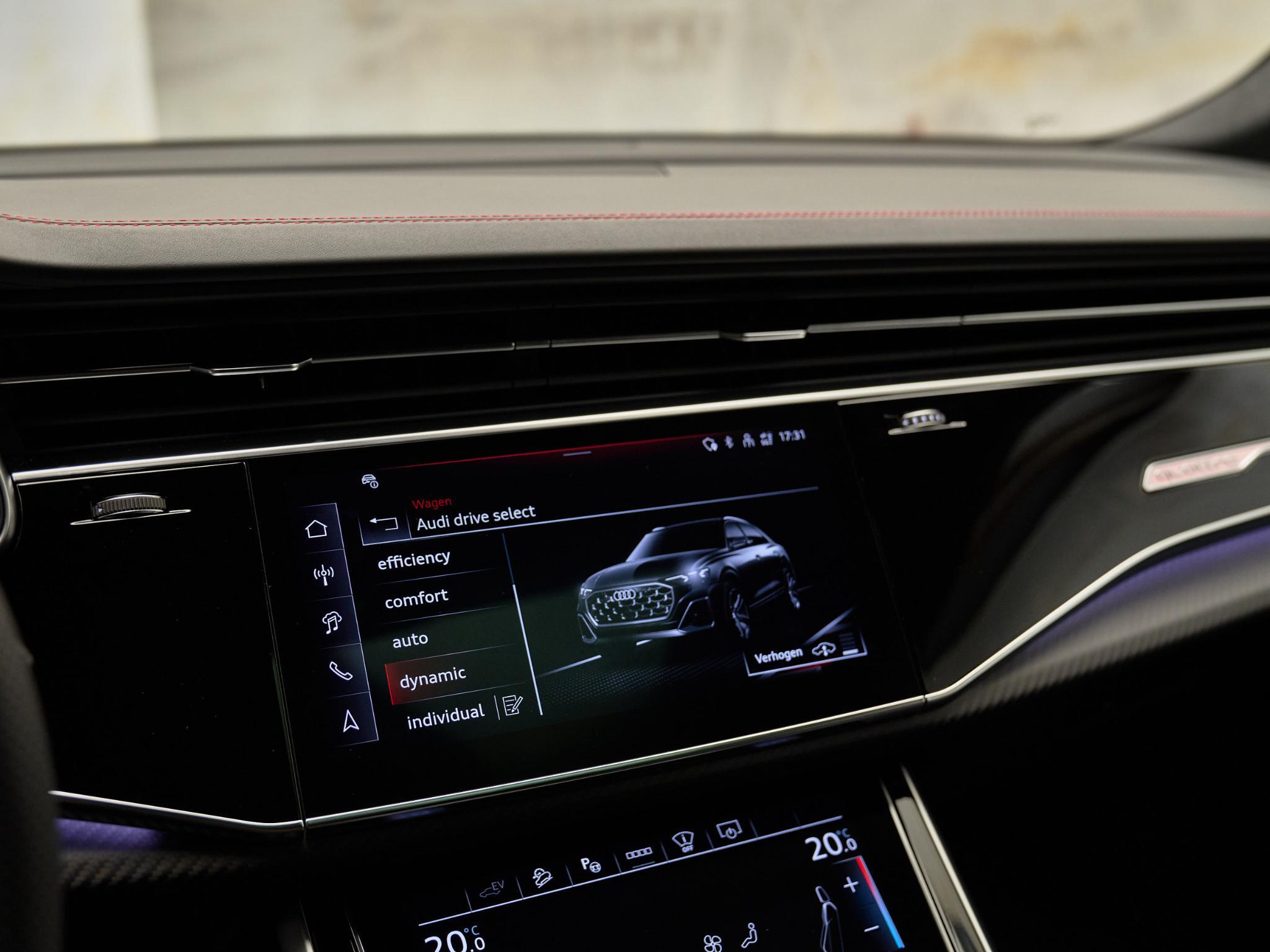 Audi Q8 - 15