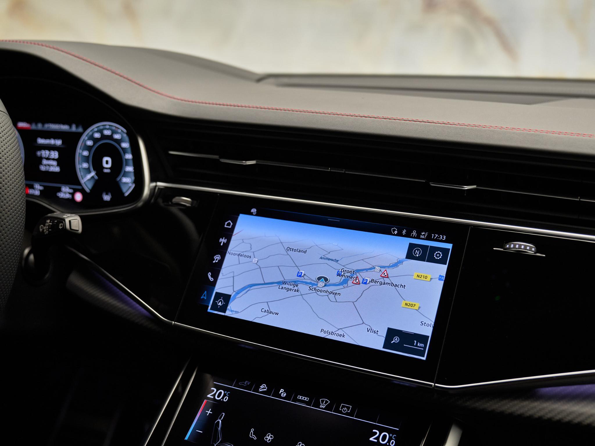 Audi Q8 - 24