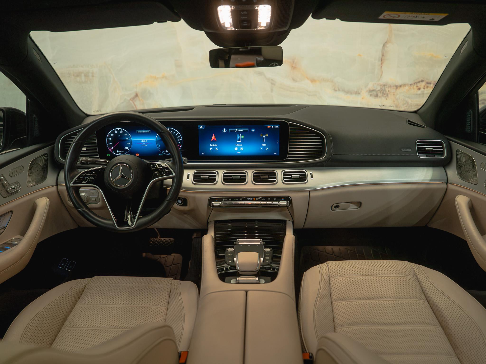 Mercedes-Benz GLE - 22