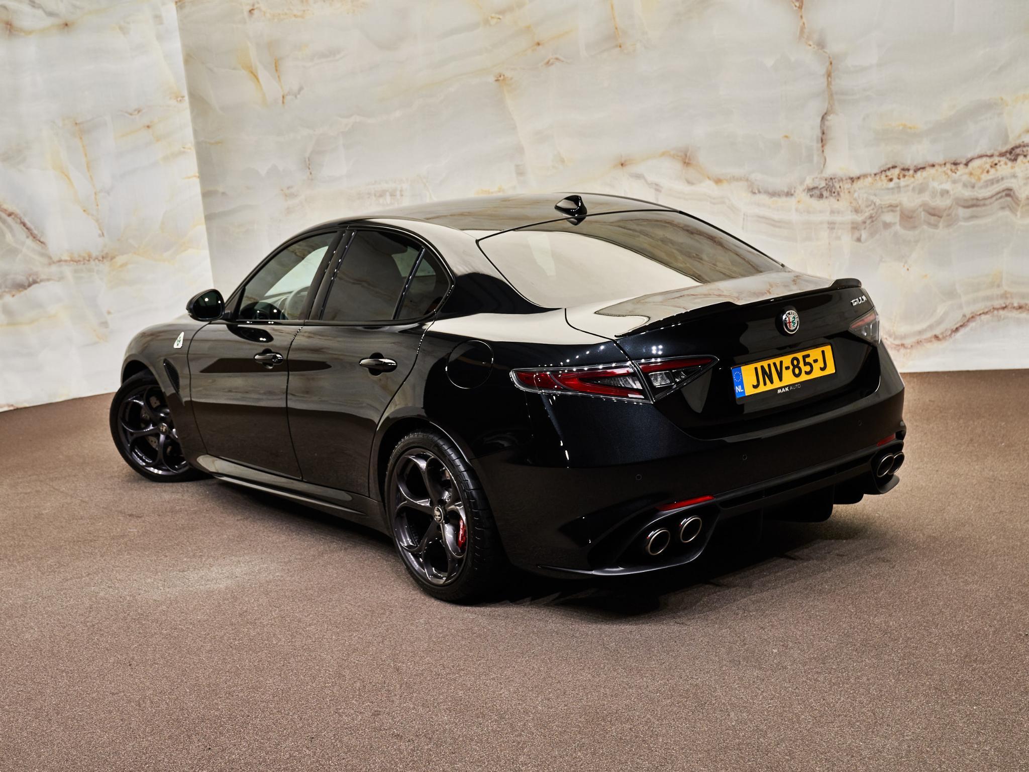 Alfa Romeo Giulia - 28