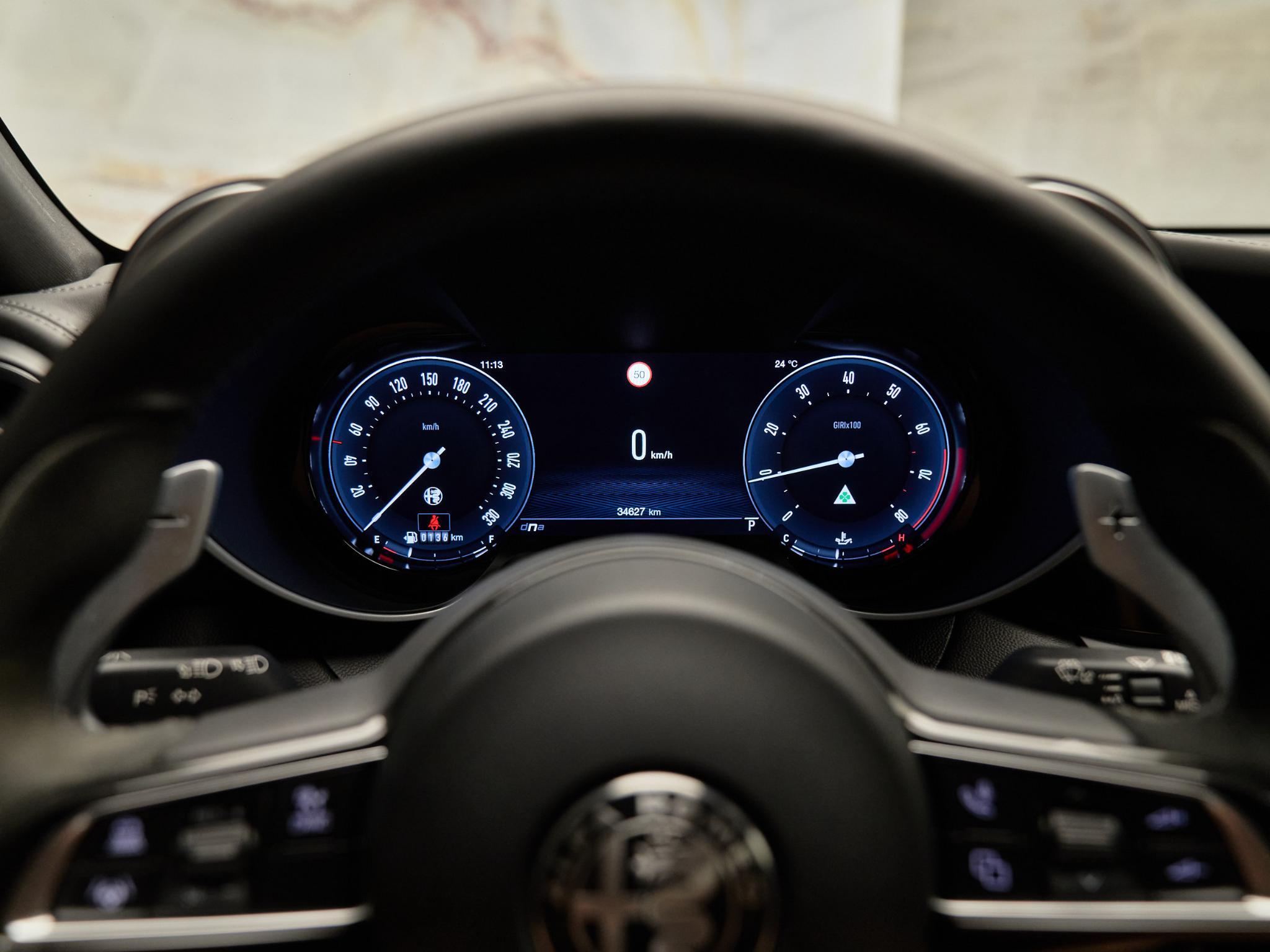 Alfa Romeo Giulia - 15