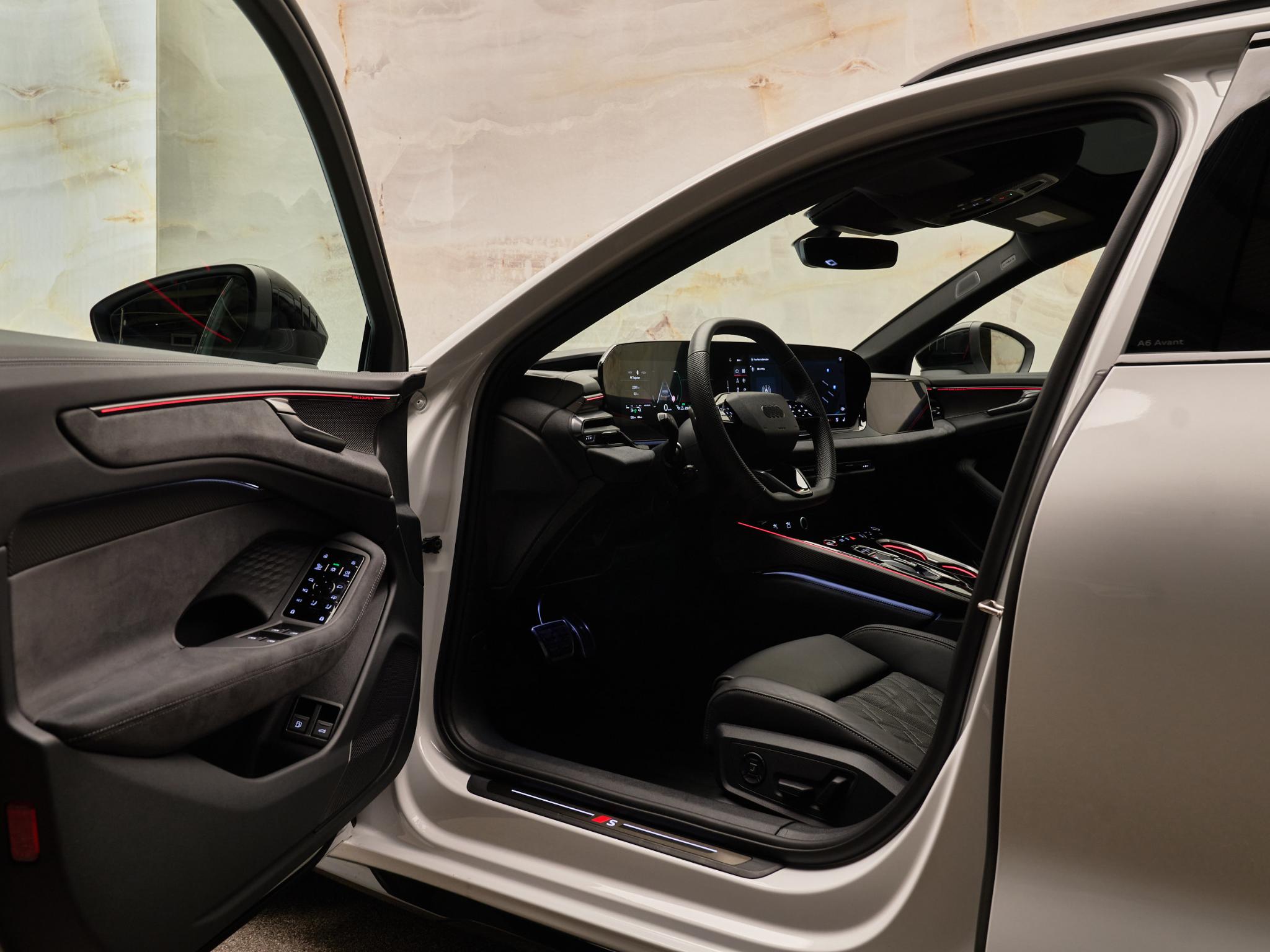 Audi A6 - 6