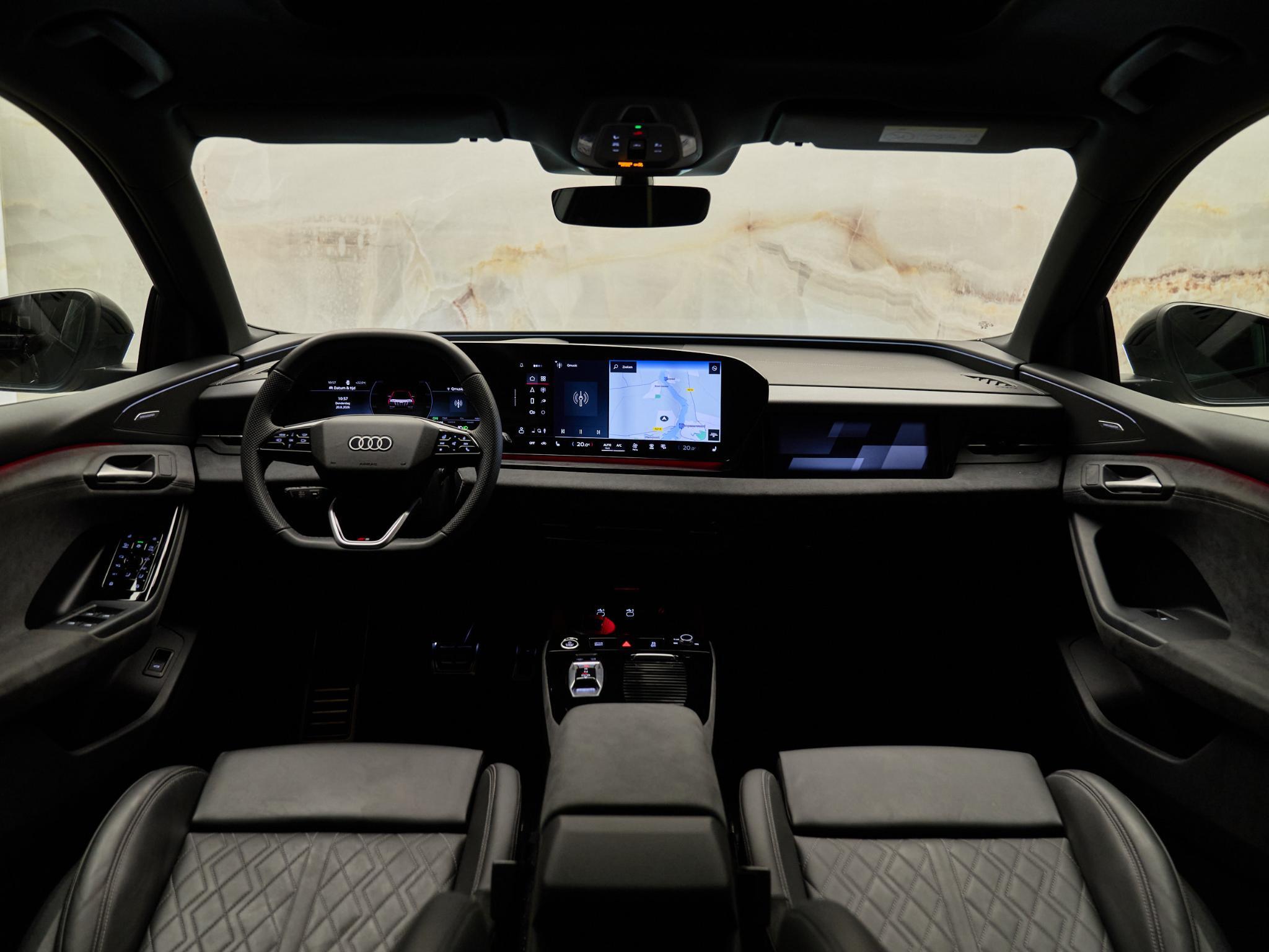 Audi Q6 e-tron - 28