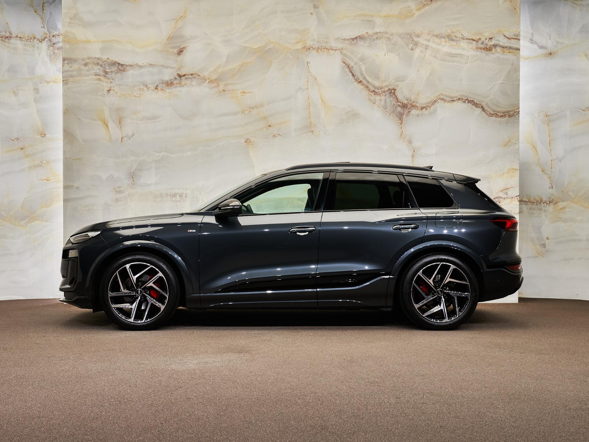 Audi Q6 e-tron - 2