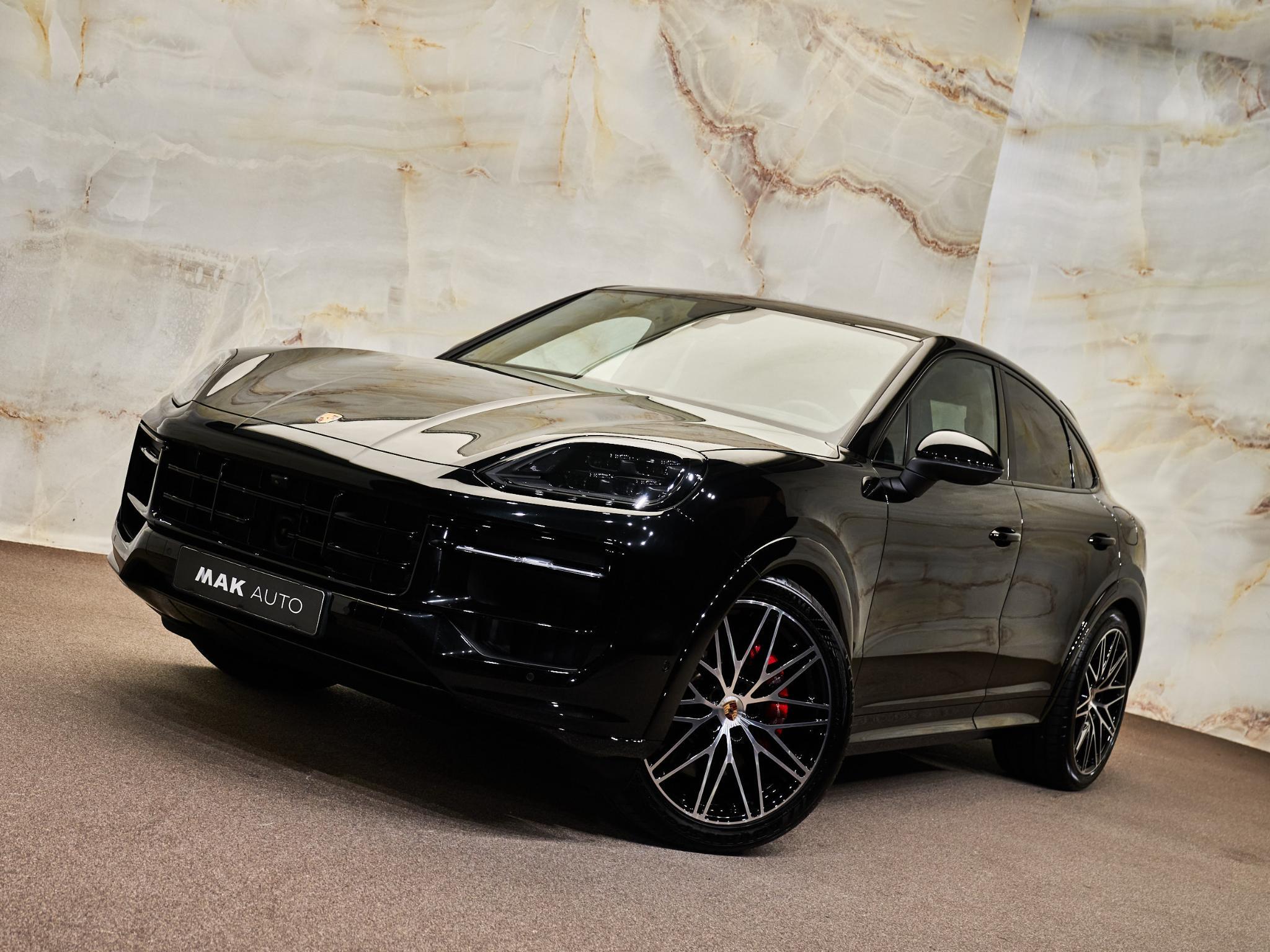Porsche Cayenne - 32