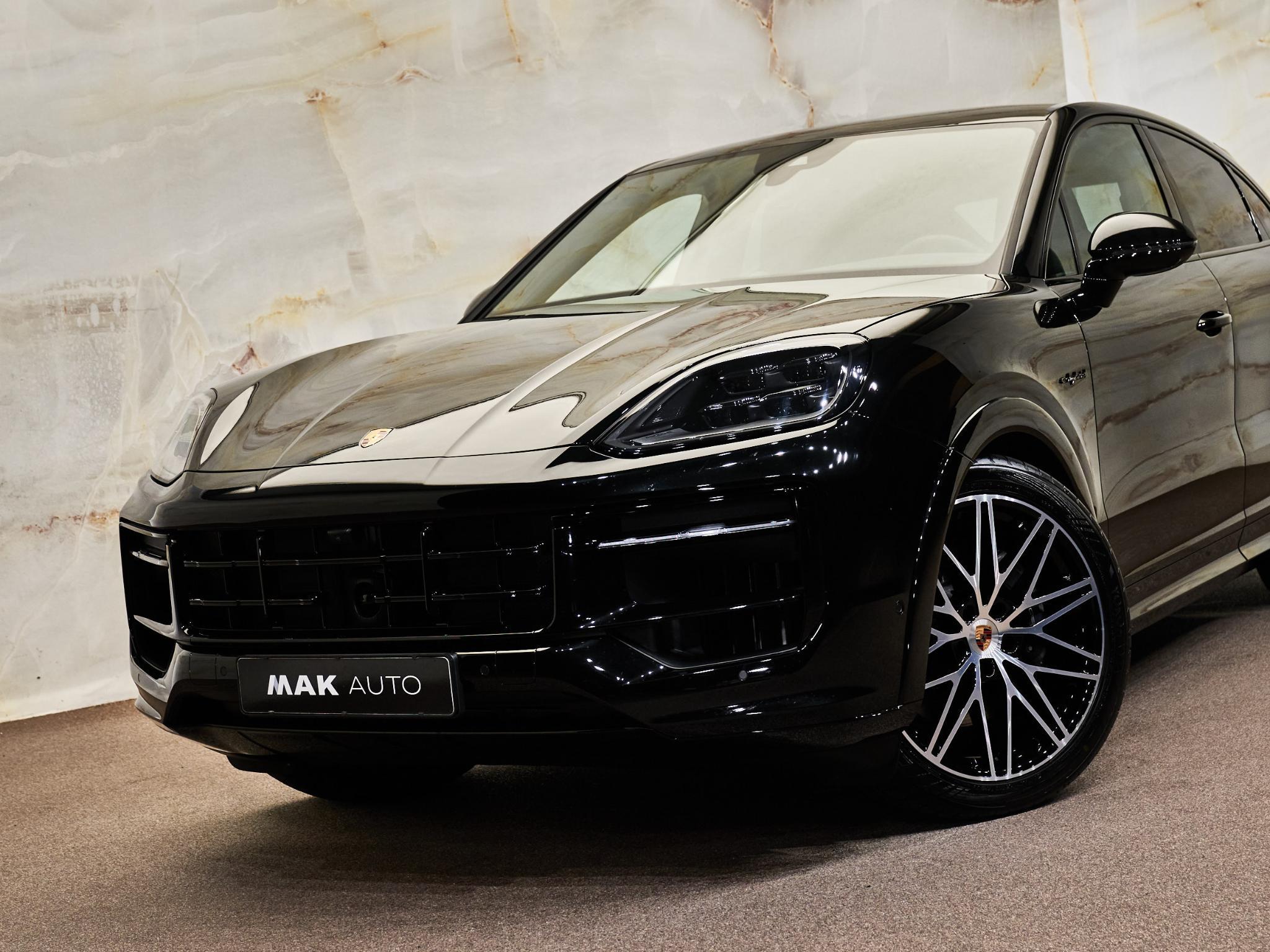 Porsche Cayenne - 5