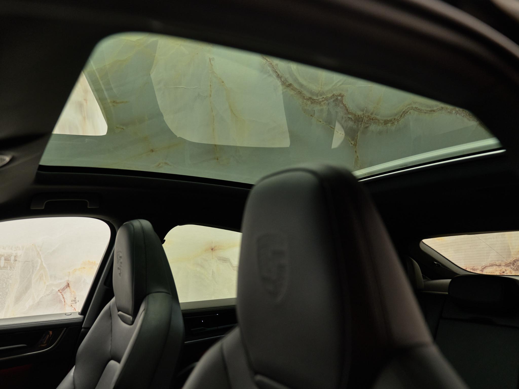 Porsche Cayenne - 11