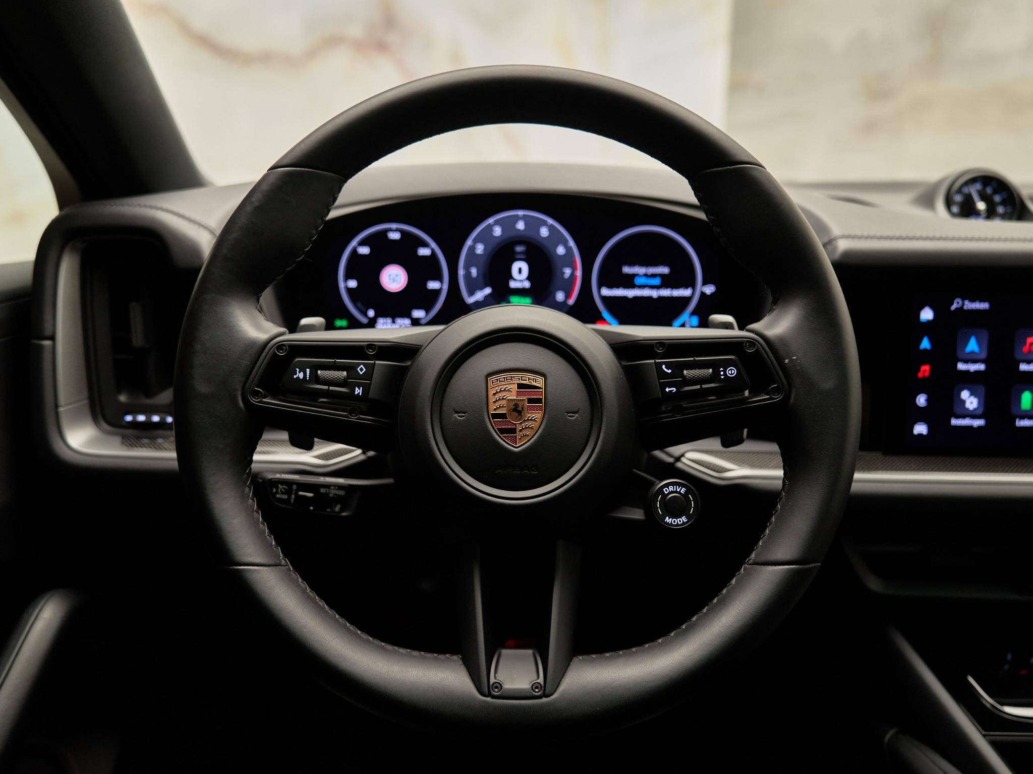 Porsche Cayenne - 20