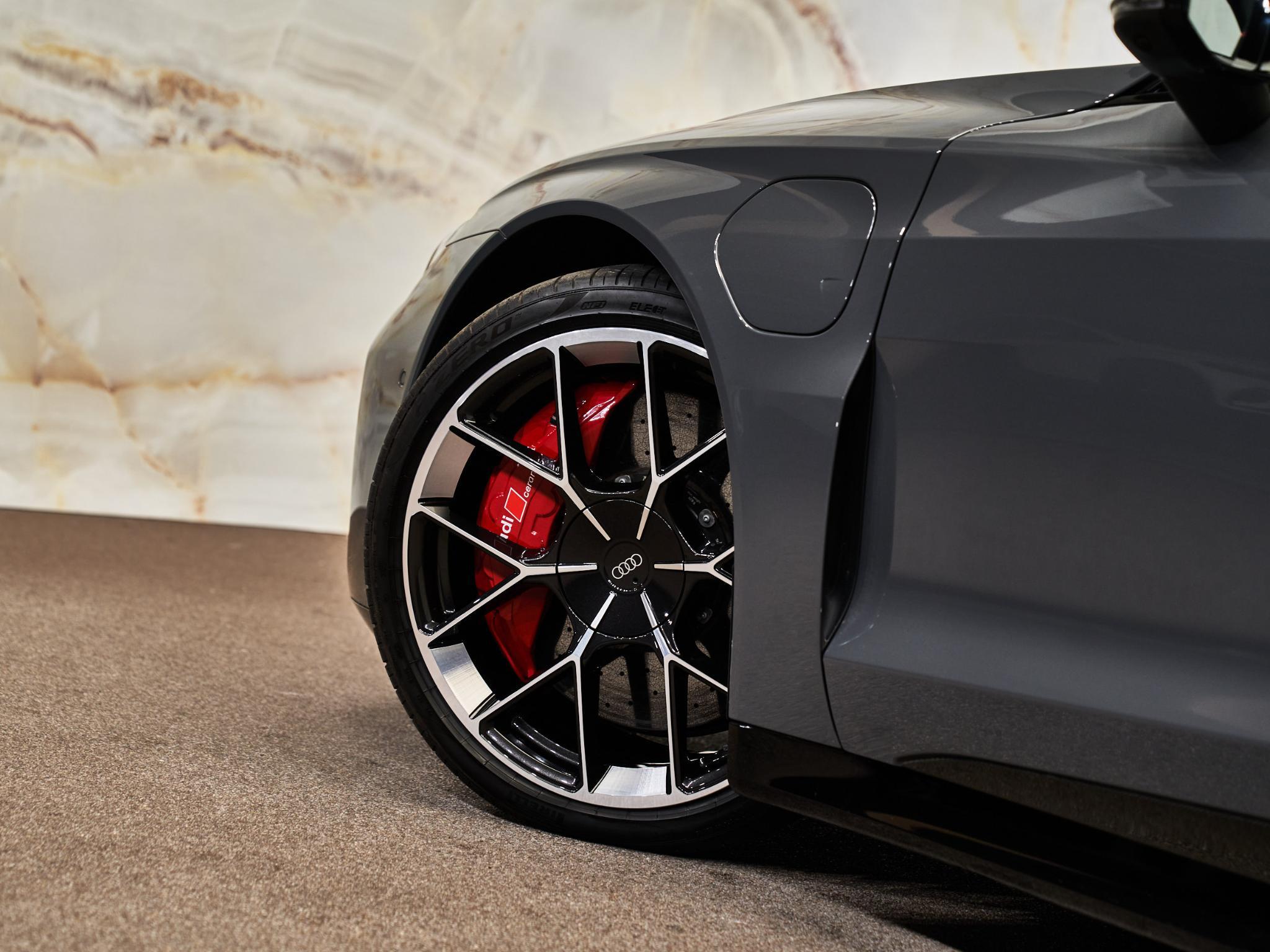 Audi e-tron GT - 33