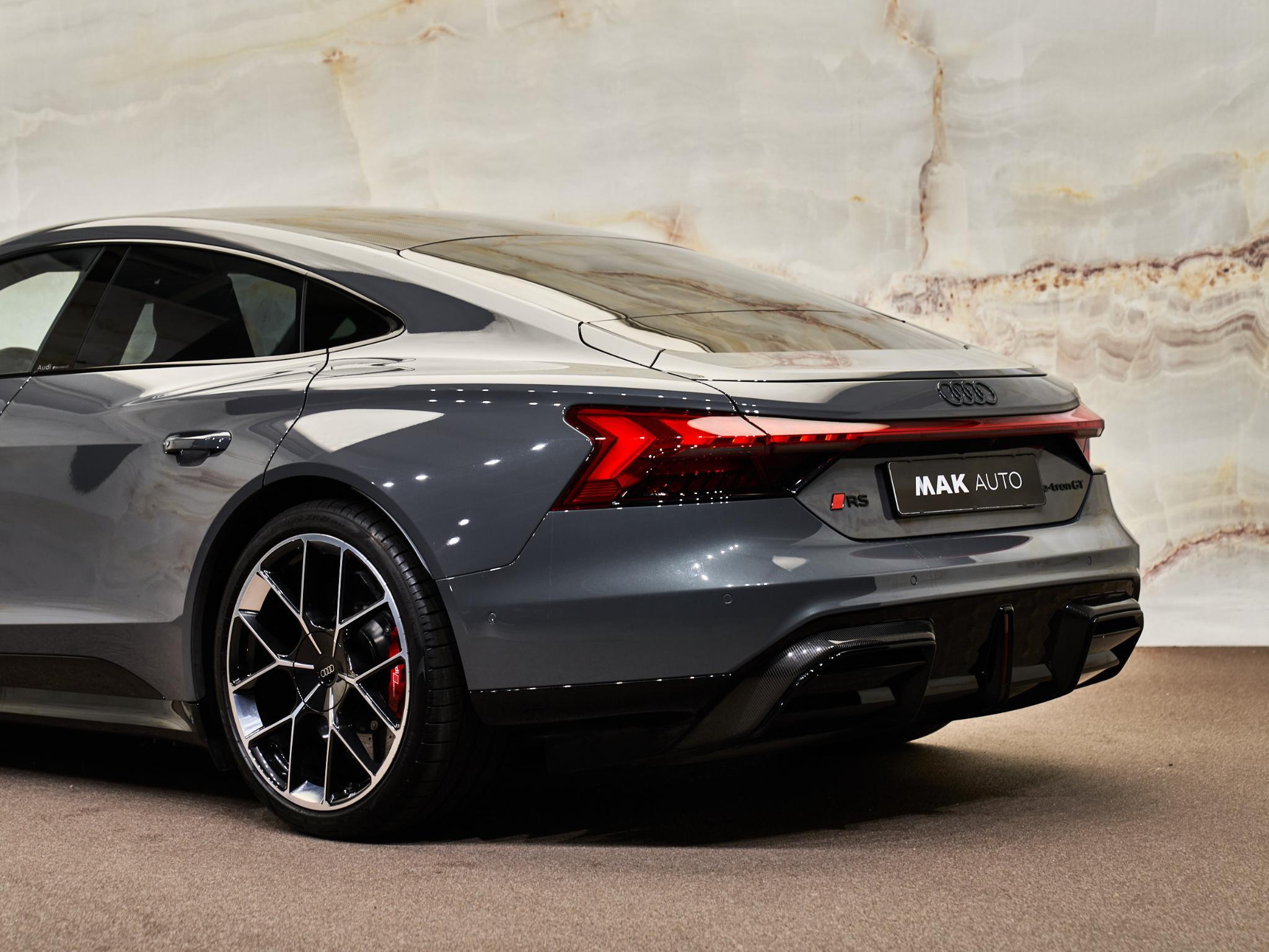 Audi e-tron GT - 5