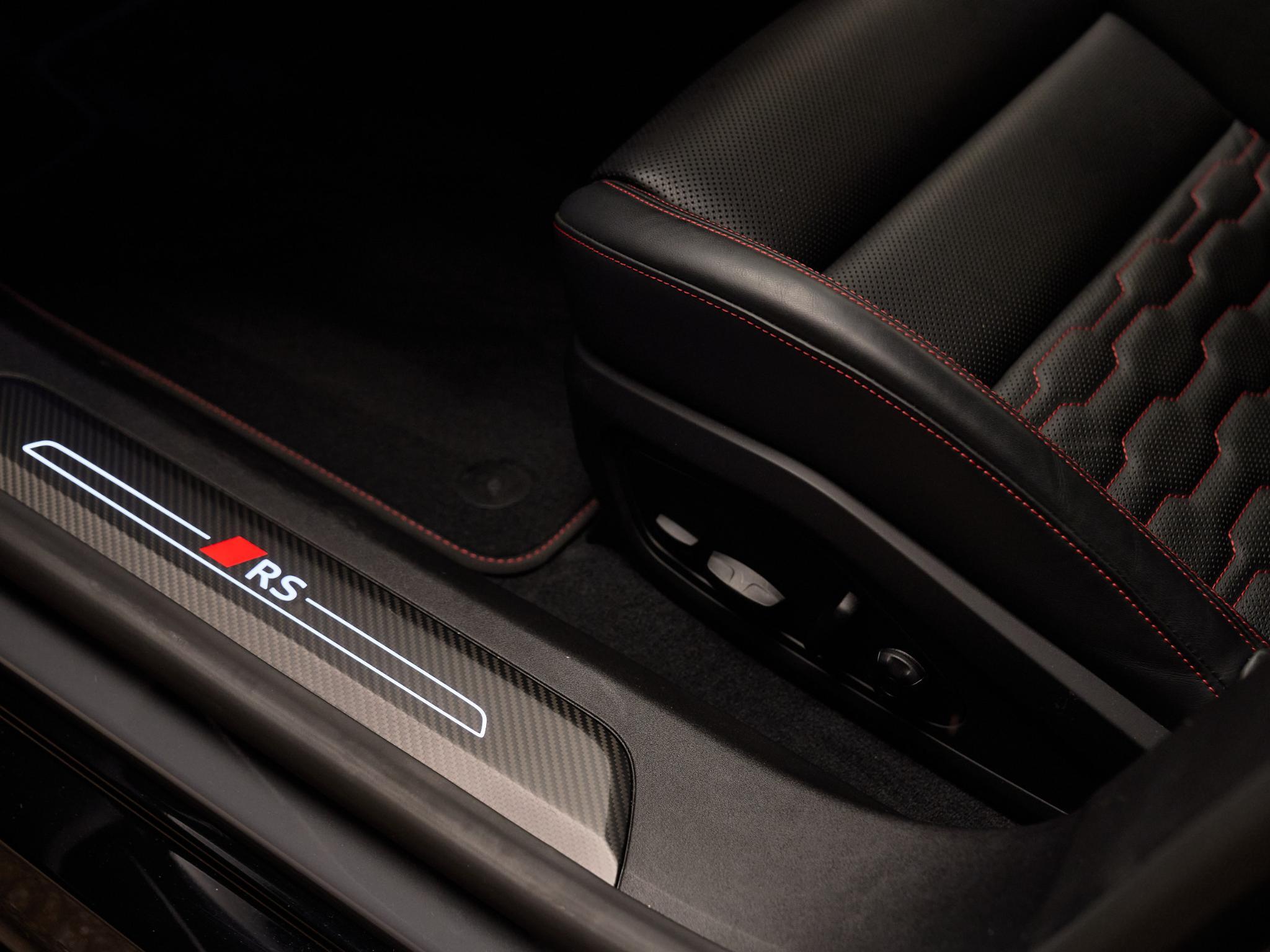 Audi e-tron GT - 13