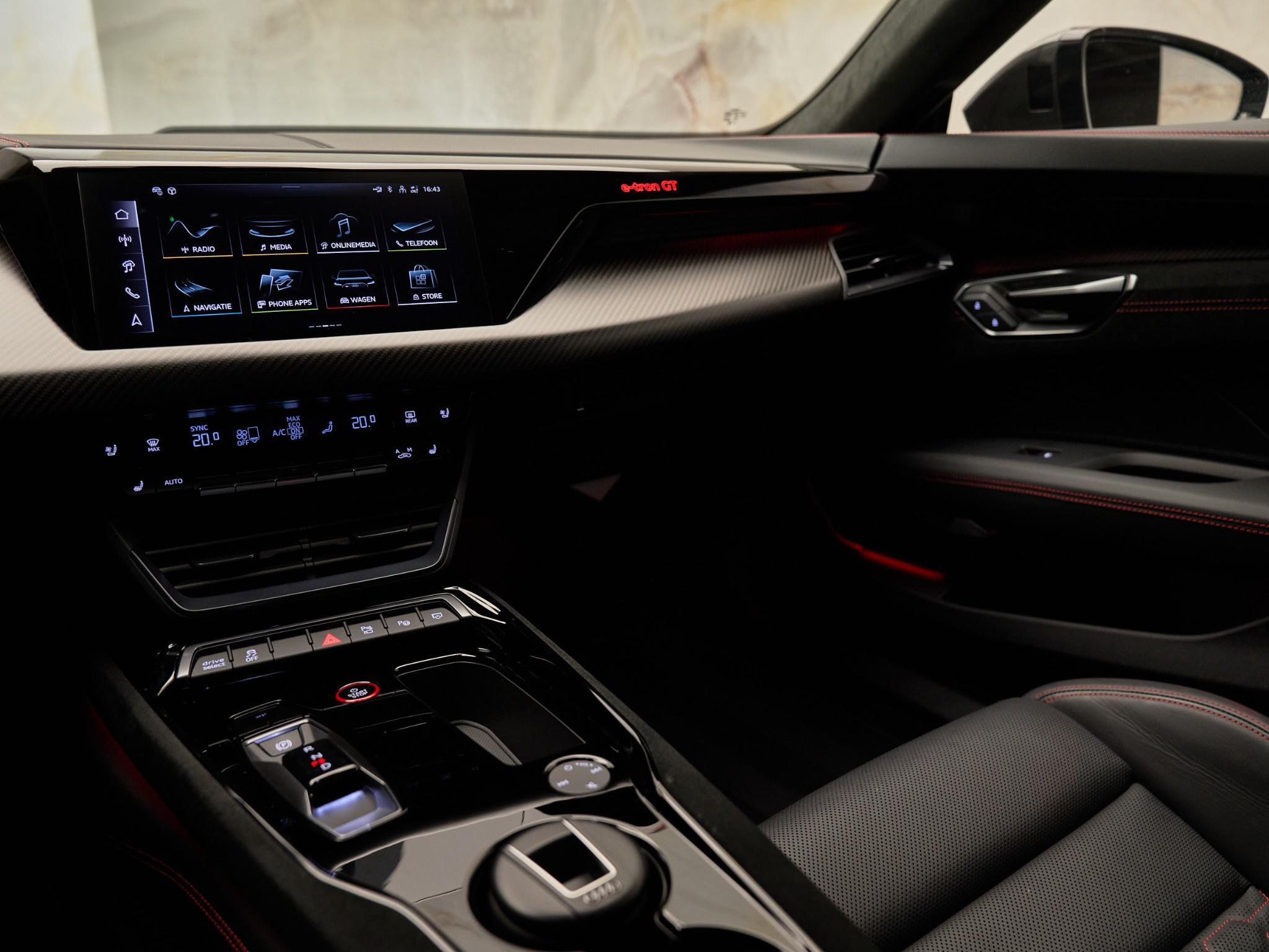 Audi e-tron GT - 24
