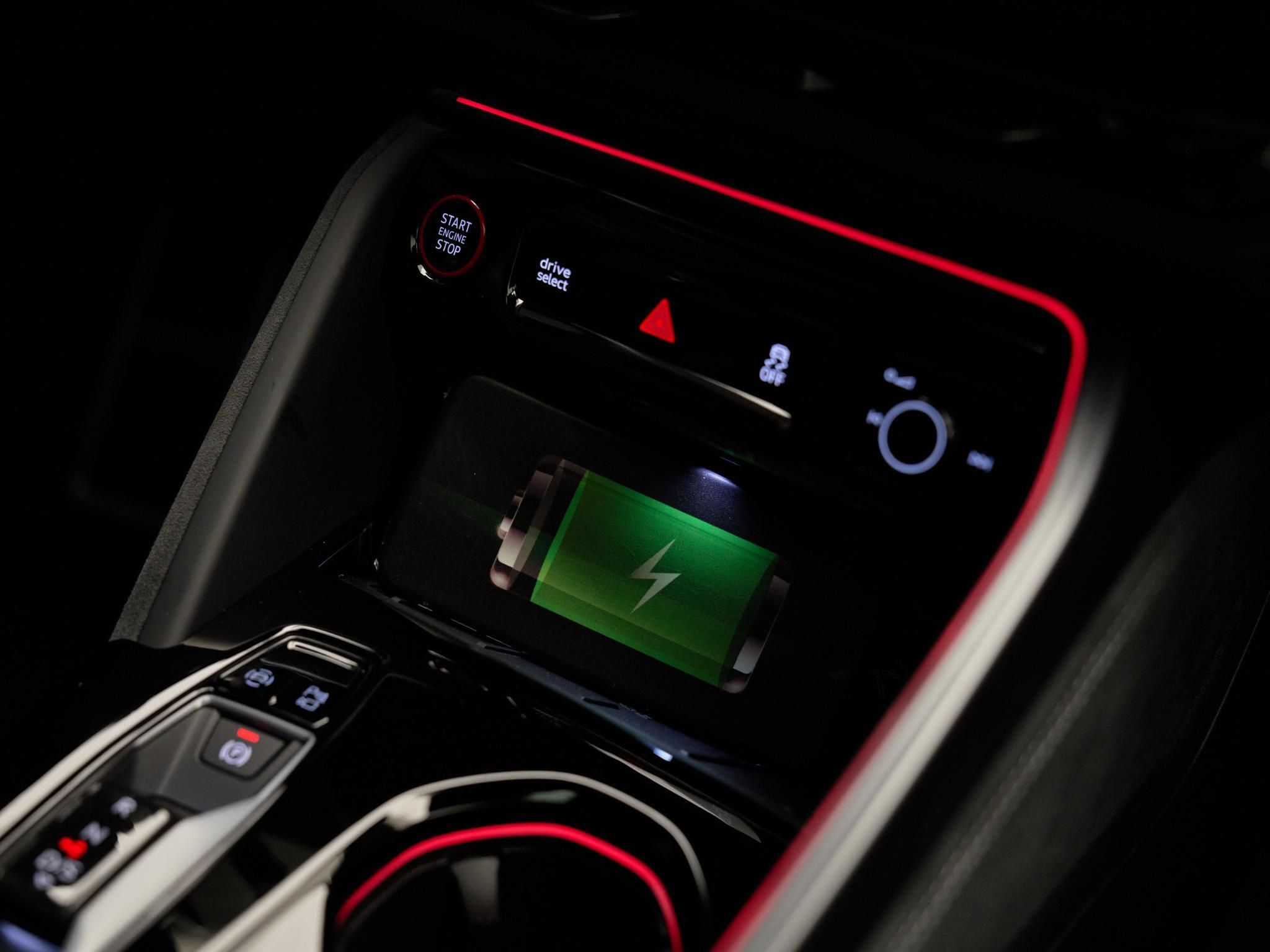 Audi SQ5 - 30