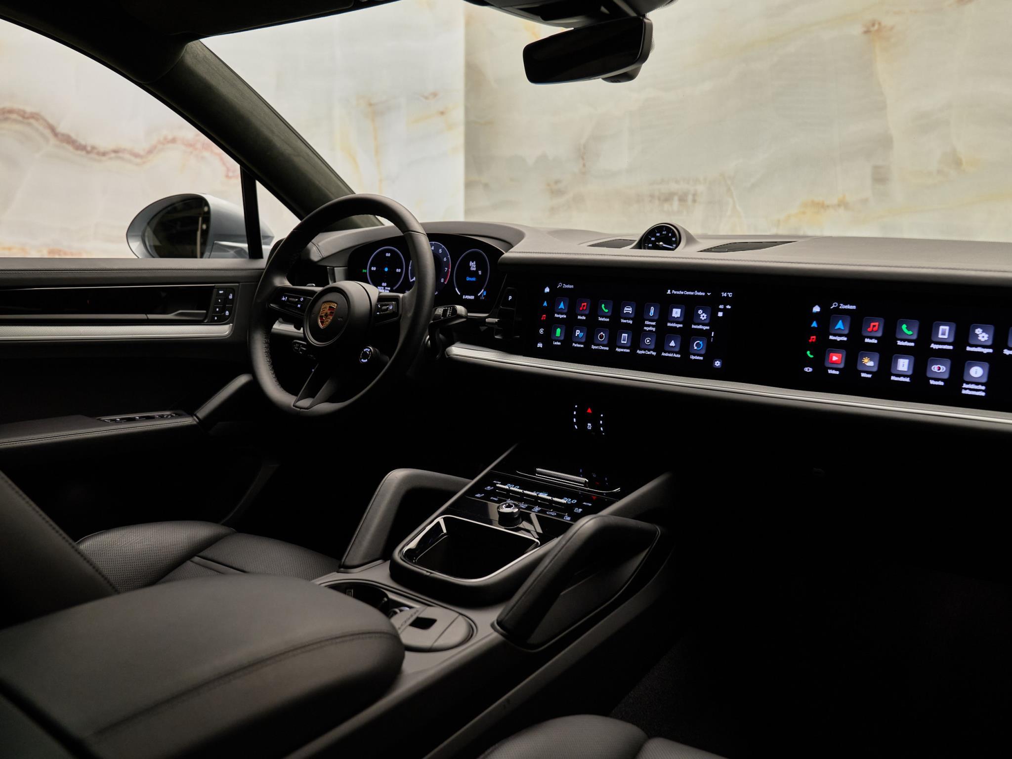 Porsche Cayenne - 9