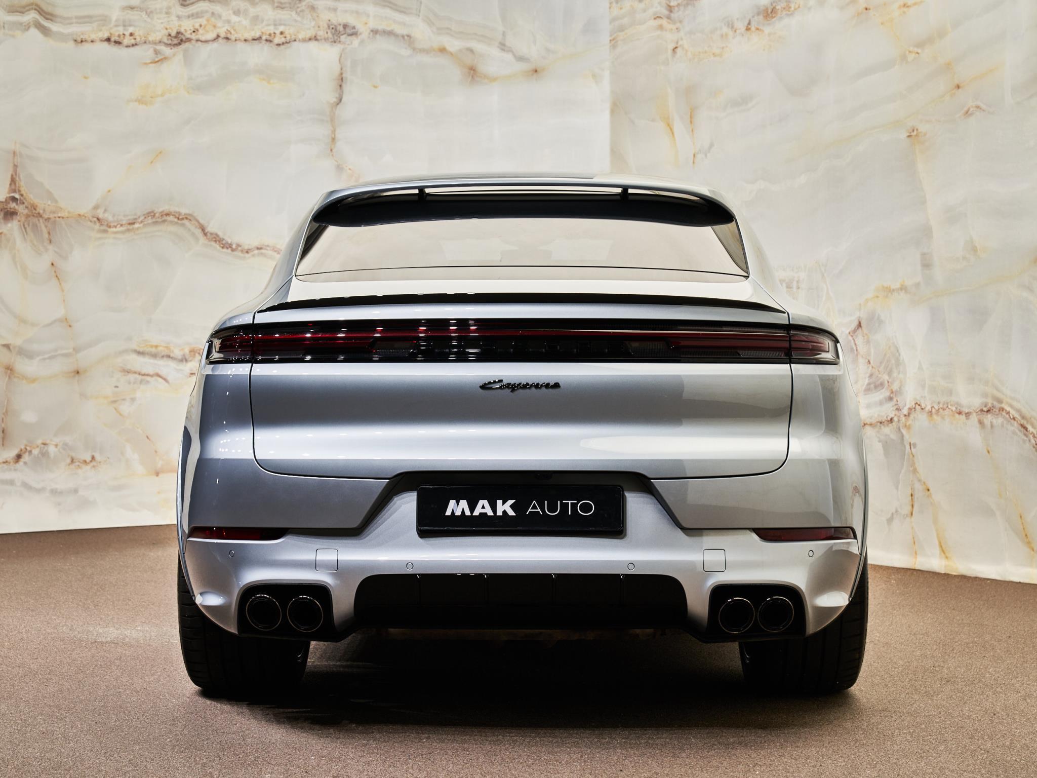 Porsche Cayenne - 39