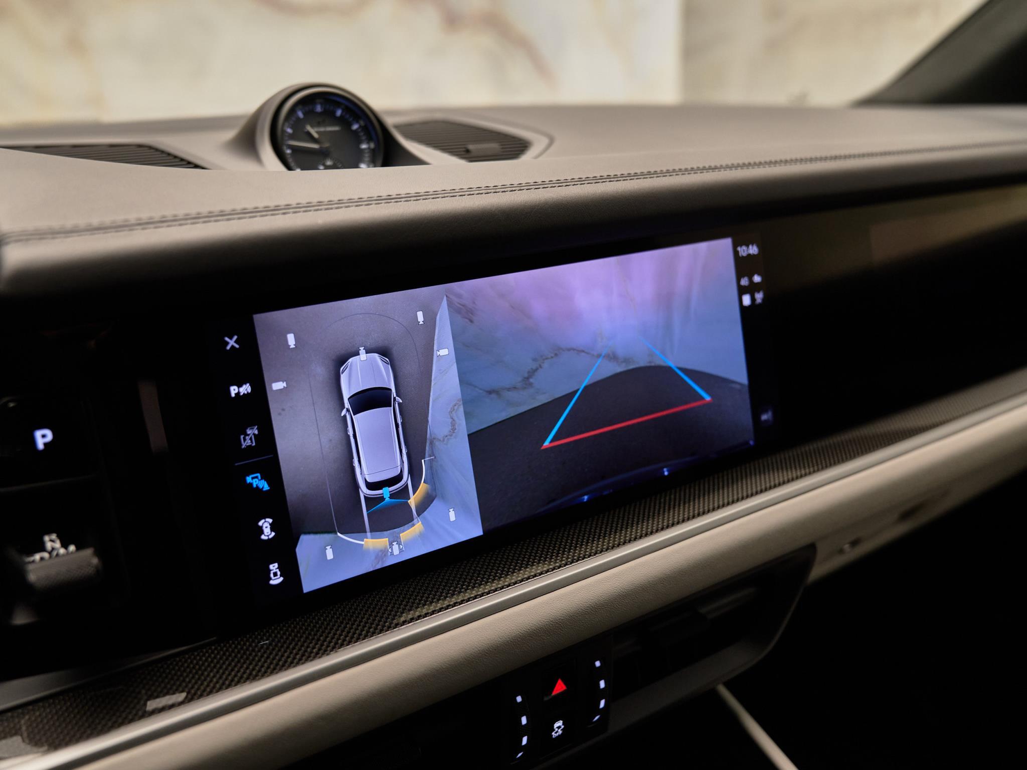 Porsche Cayenne - 17