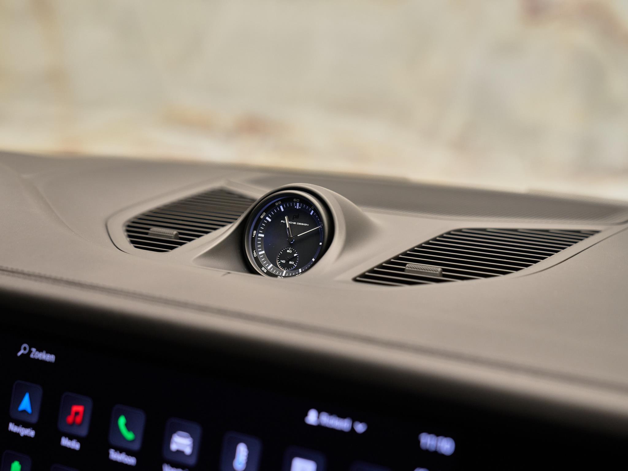 Porsche Cayenne - 19