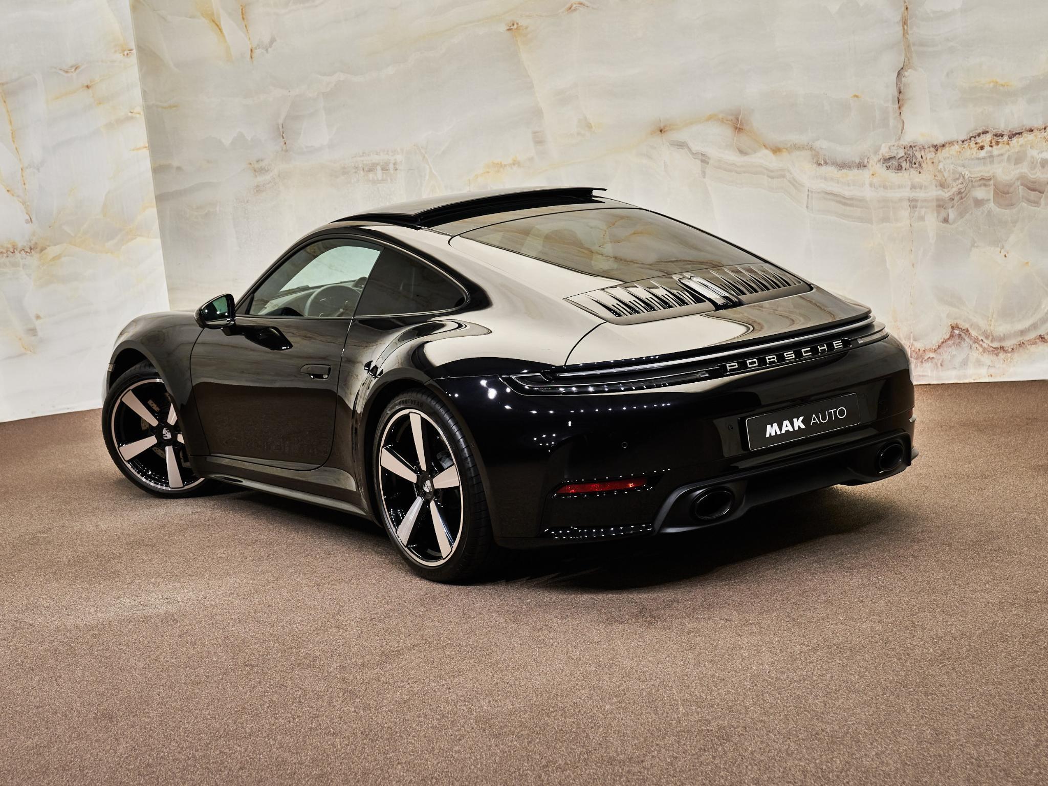 Porsche 911 - 31