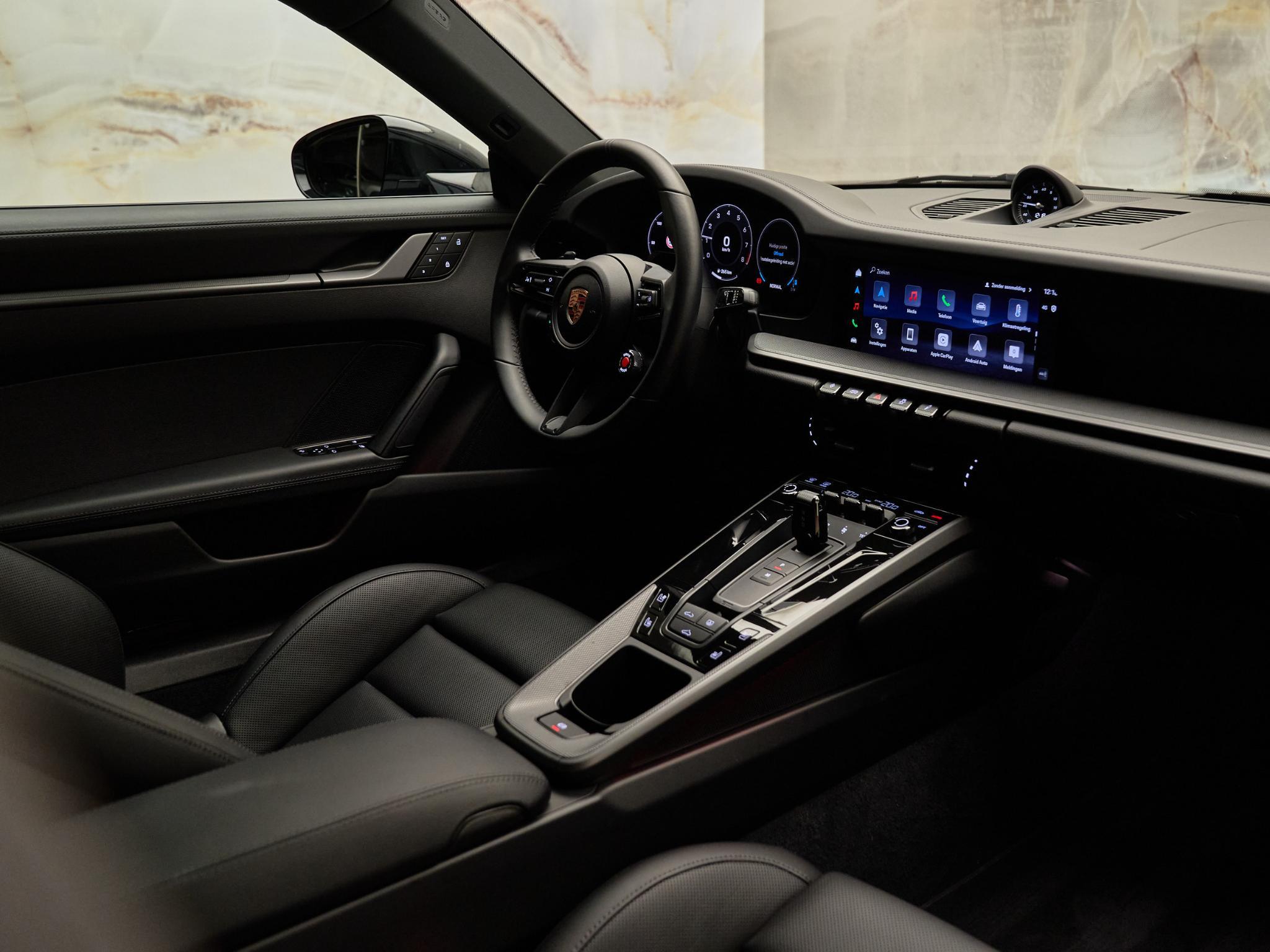 Porsche 911 - 8