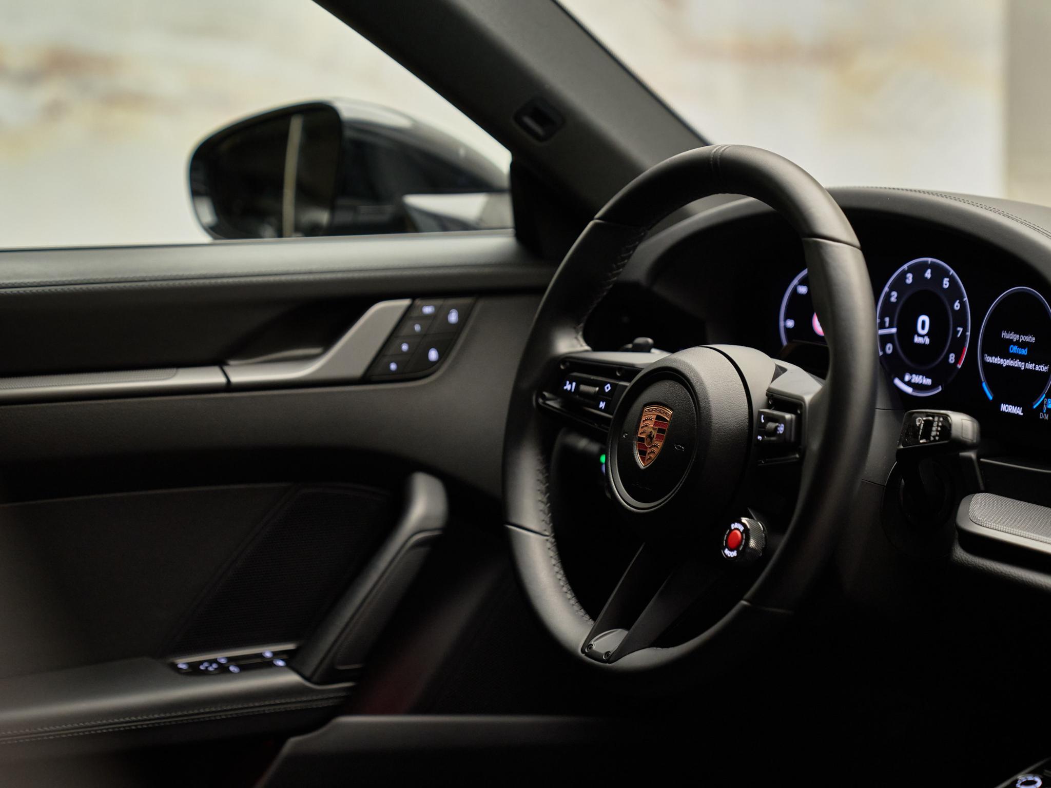 Porsche 911 - 19