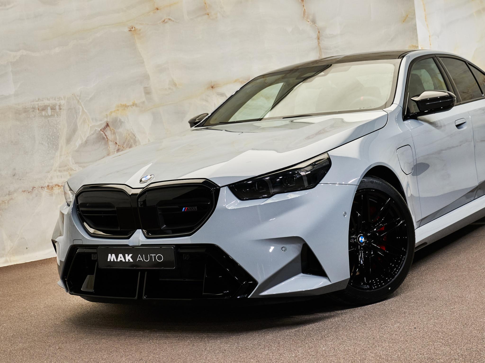 BMW M5 - 4