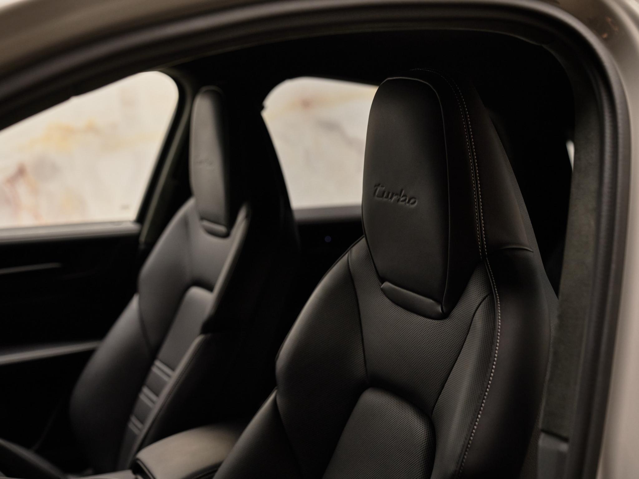Porsche Cayenne - 29