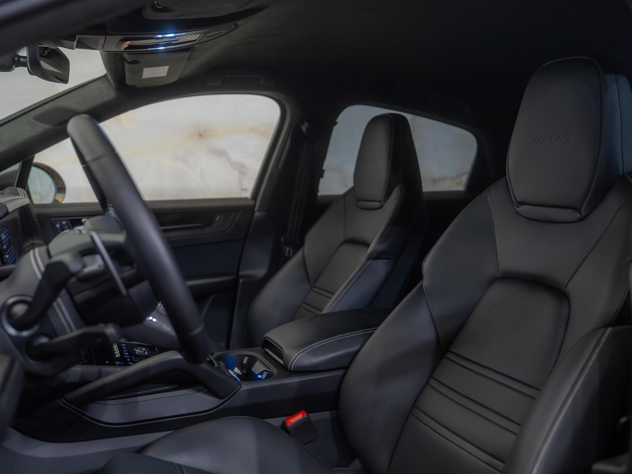 Porsche Cayenne - 10