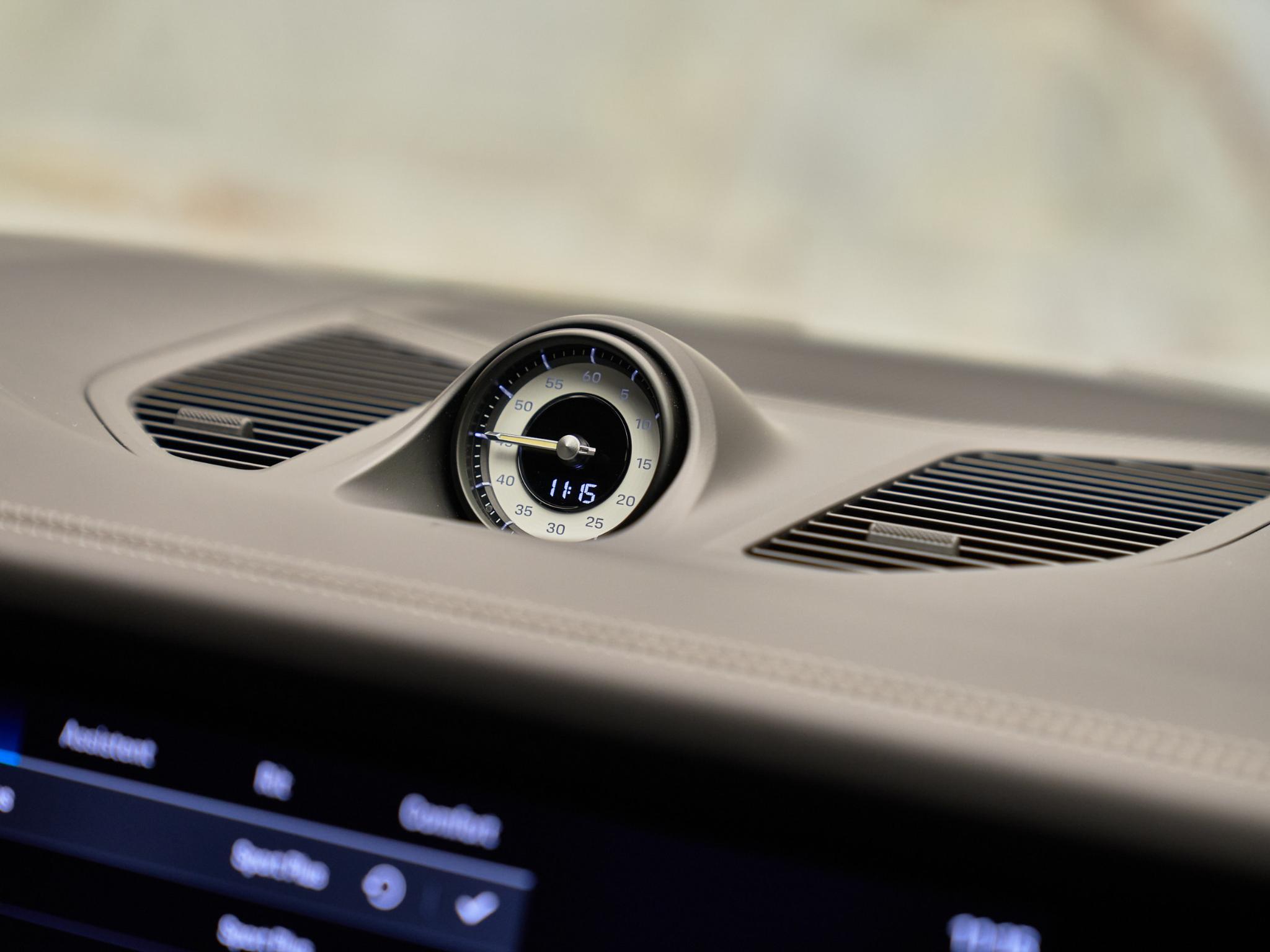 Porsche Cayenne - 20