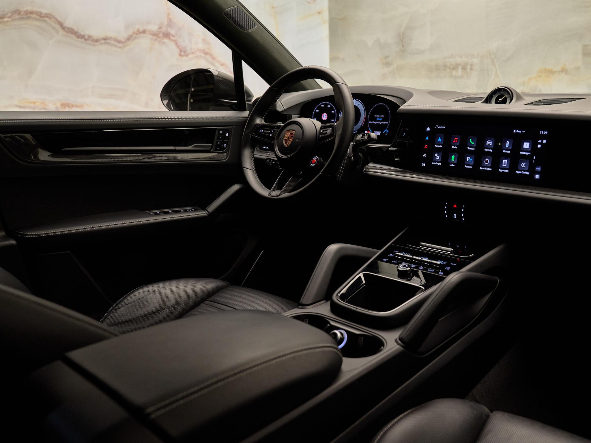 Porsche Cayenne - 11