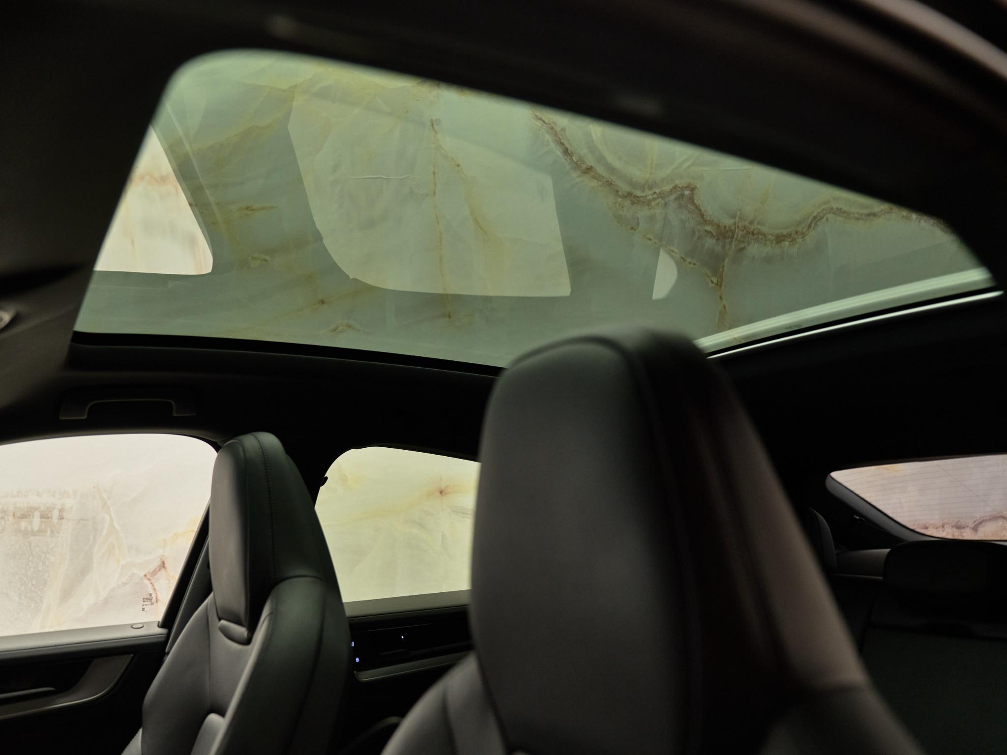 Porsche Cayenne - 11