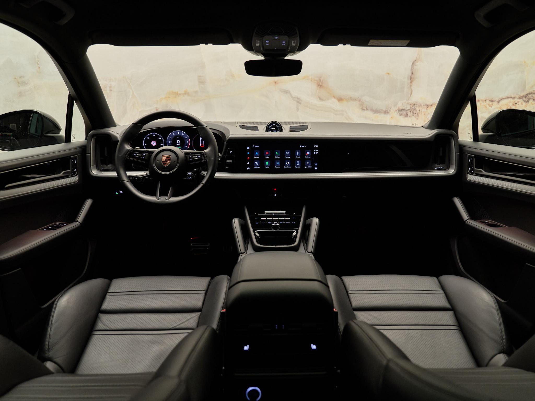 Porsche Cayenne - 29
