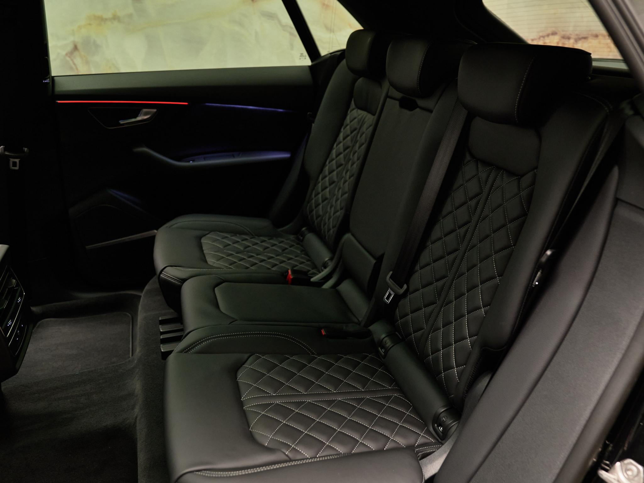 Audi Q8 - 25