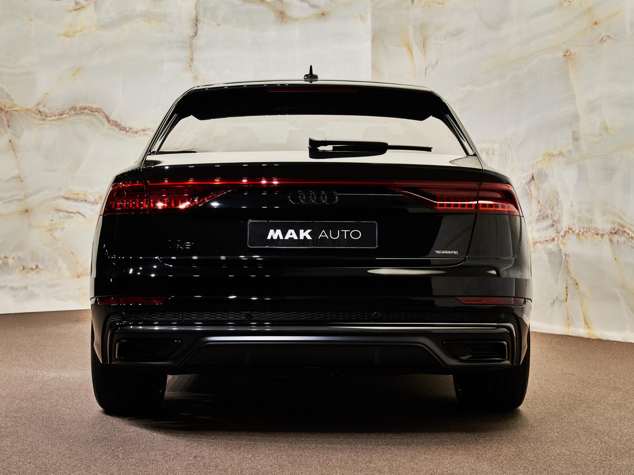 Audi Q8 - 32