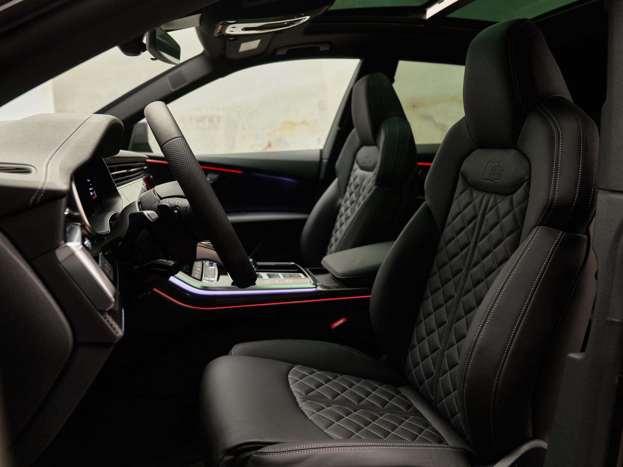 Audi Q8 - 9