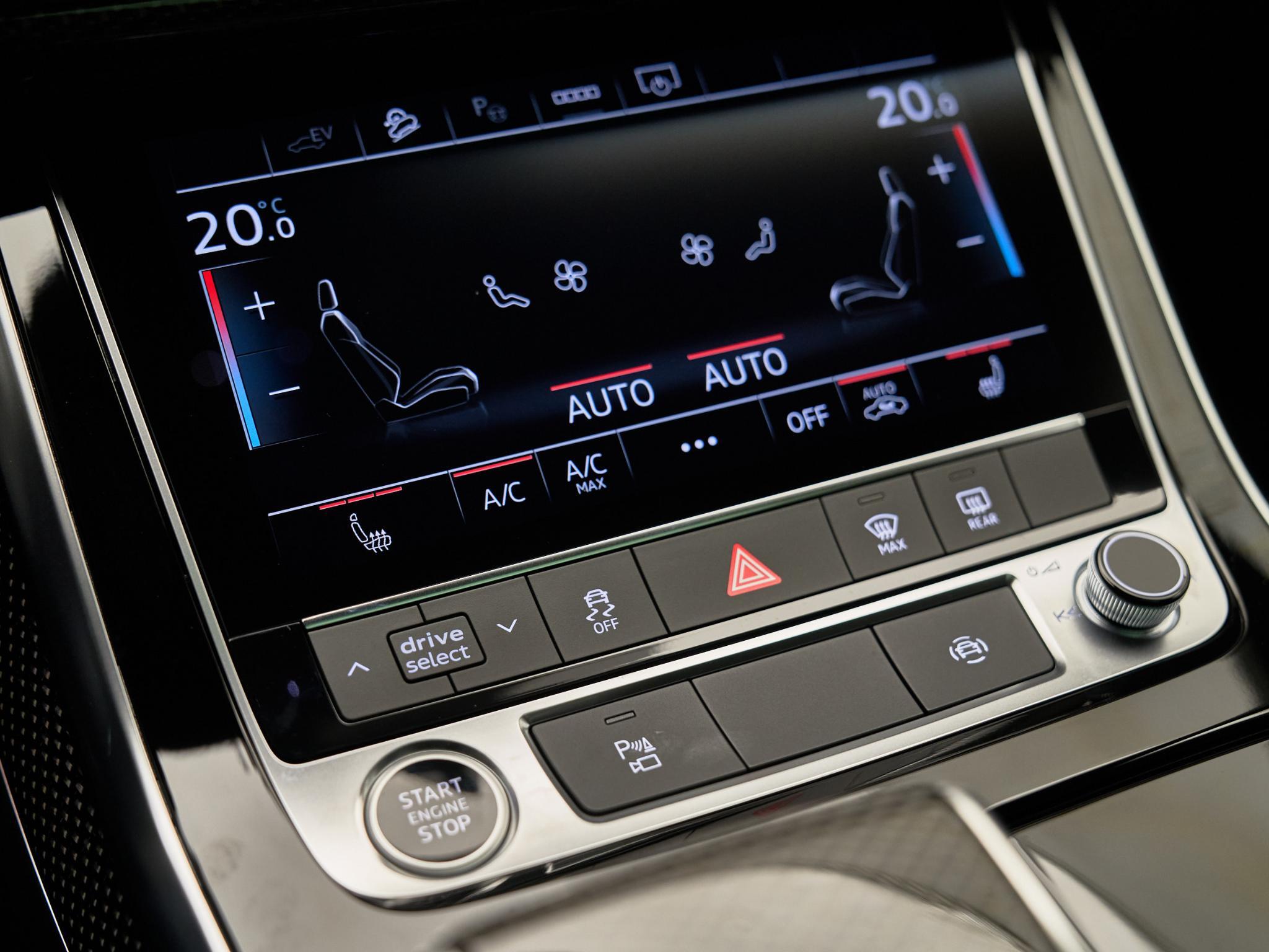 Audi Q8 - 21