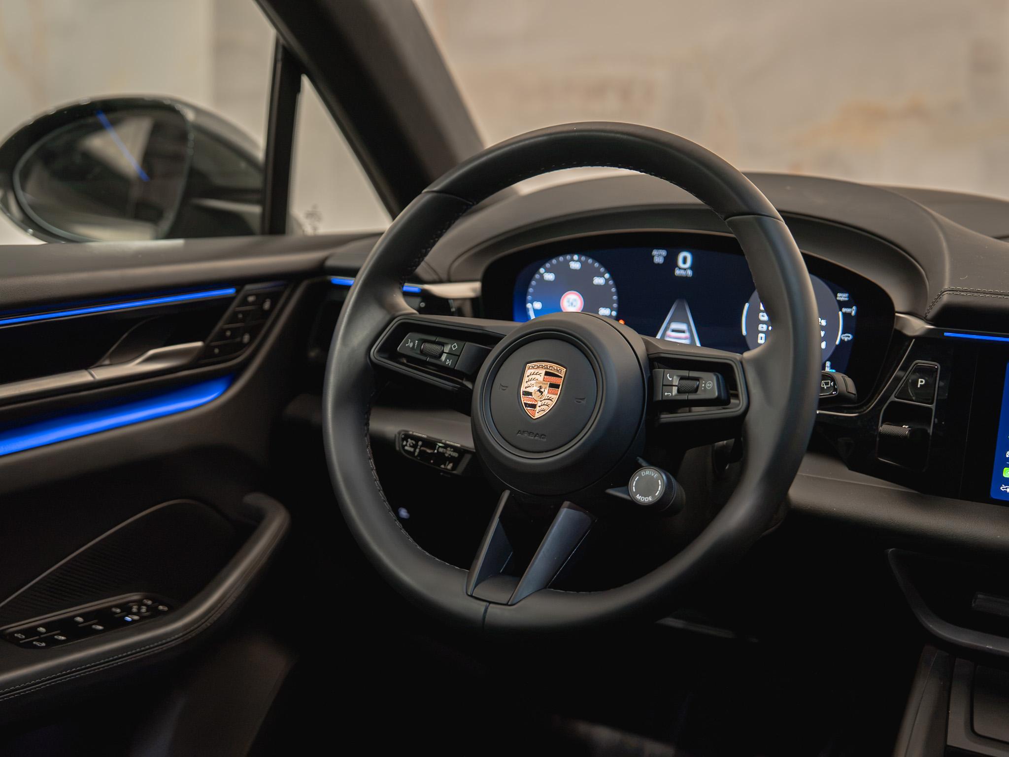 Porsche Macan - 14