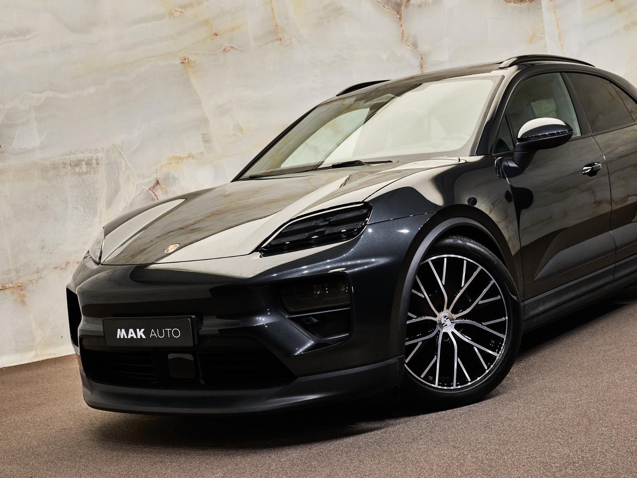 Porsche Macan - 4