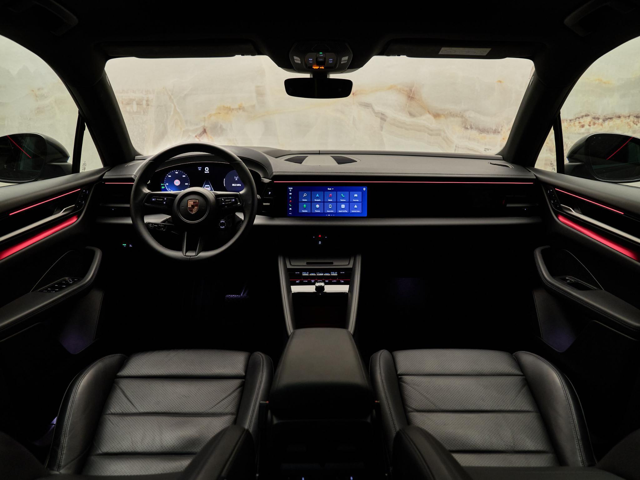 Porsche Macan - 27