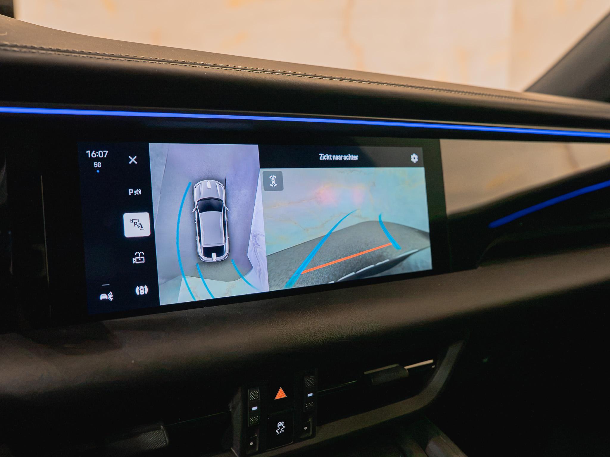 Porsche Macan - 10