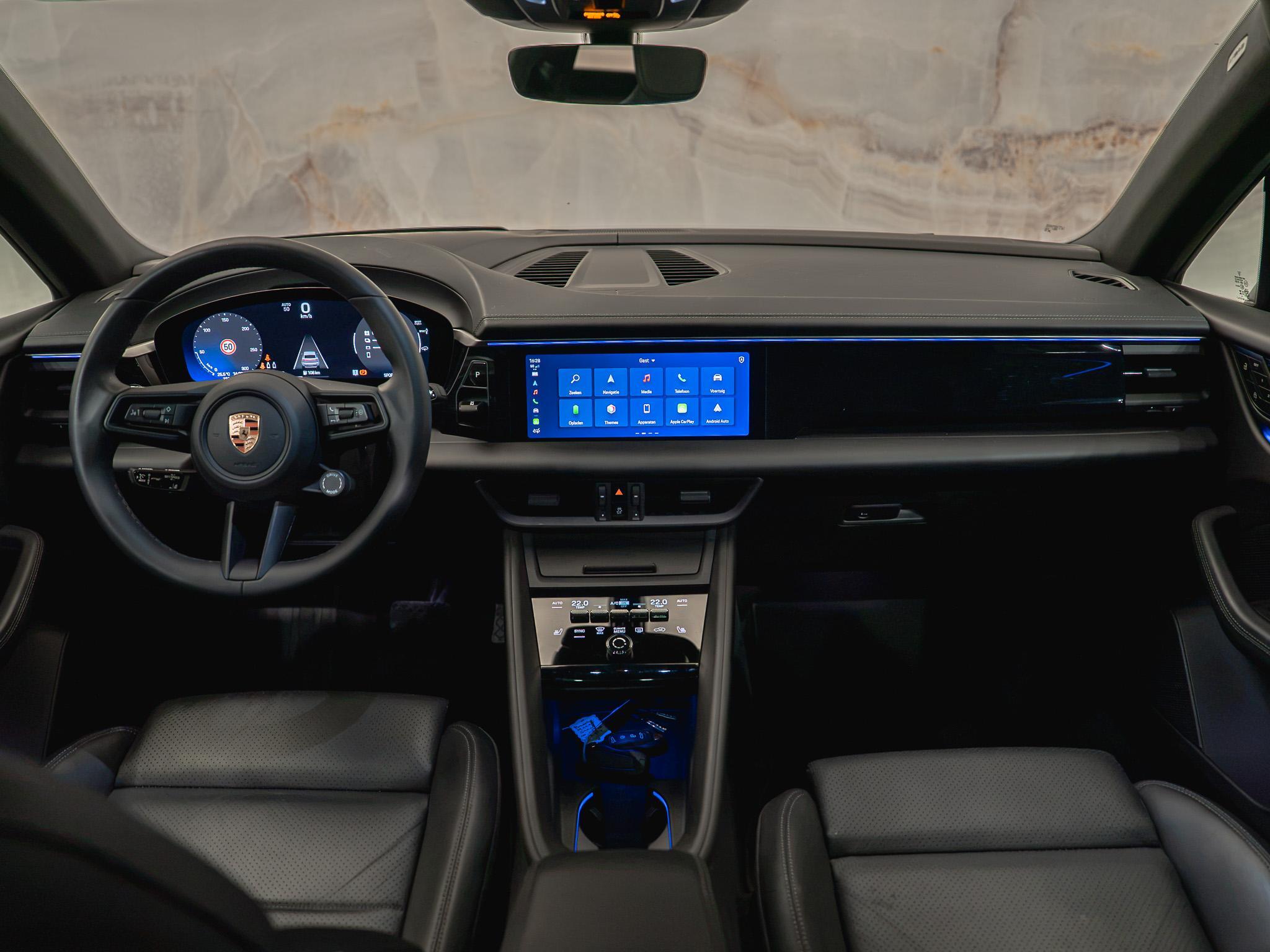 Porsche Macan - 18