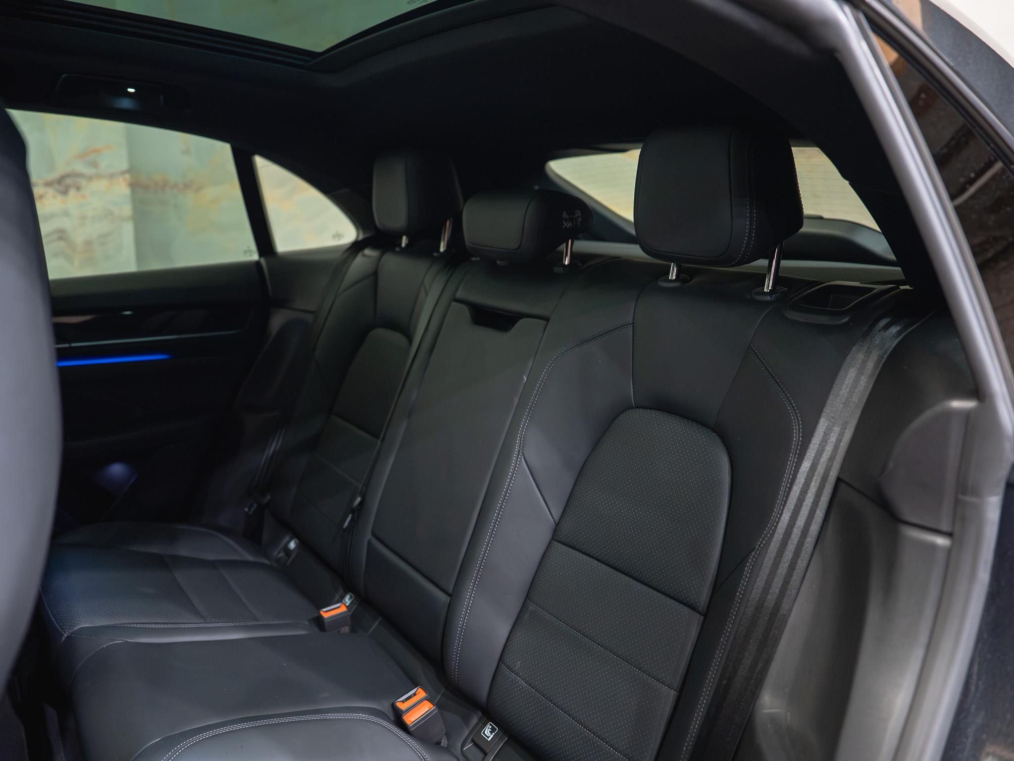 Porsche Macan - 17