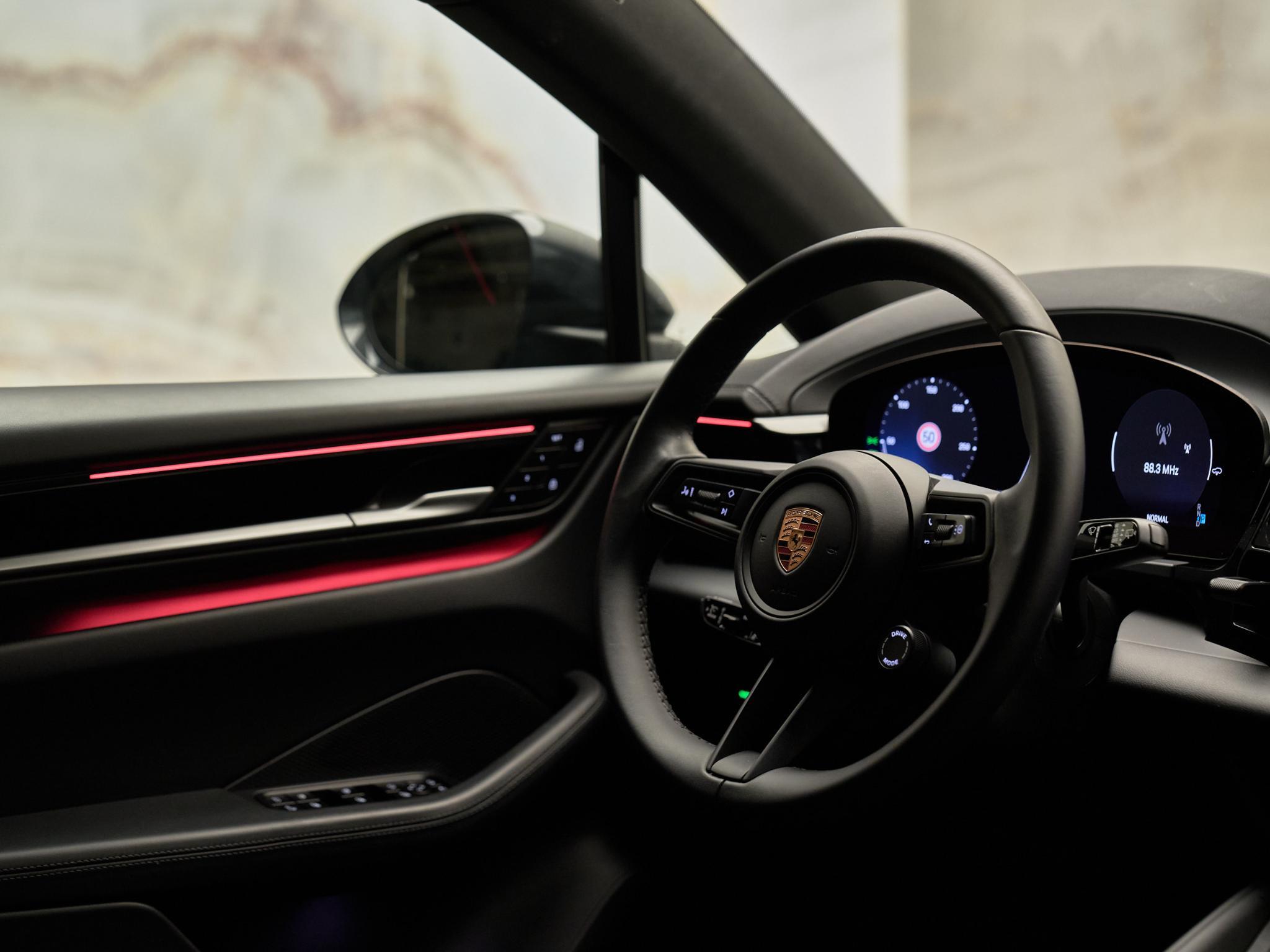 Porsche Macan - 23