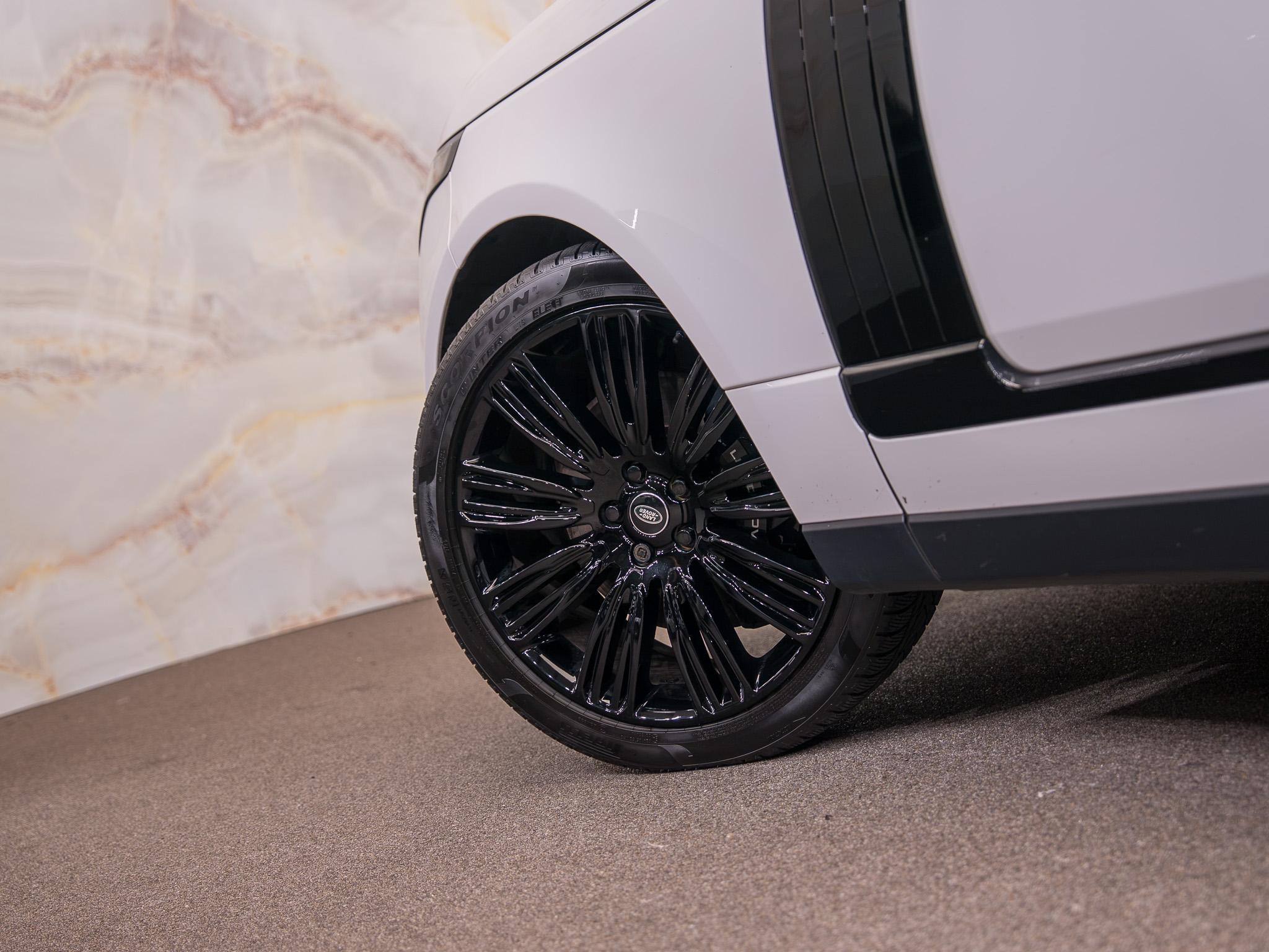 Land Rover Range Rover - 22