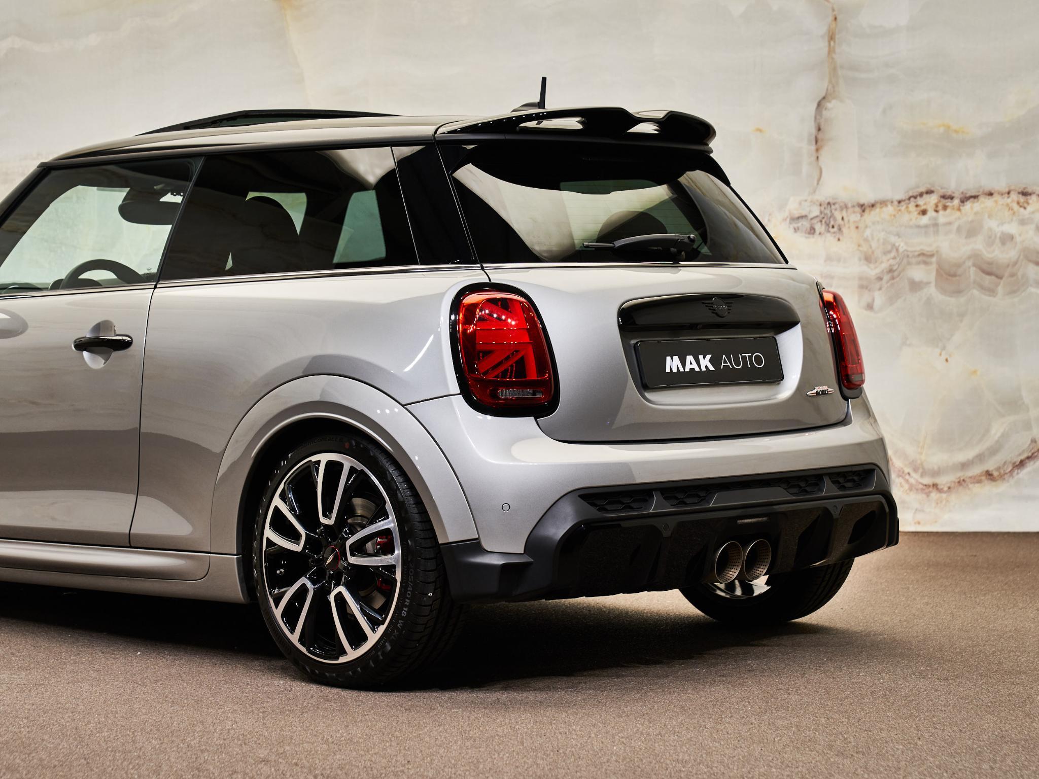 MINI 3-Deurs - 5
