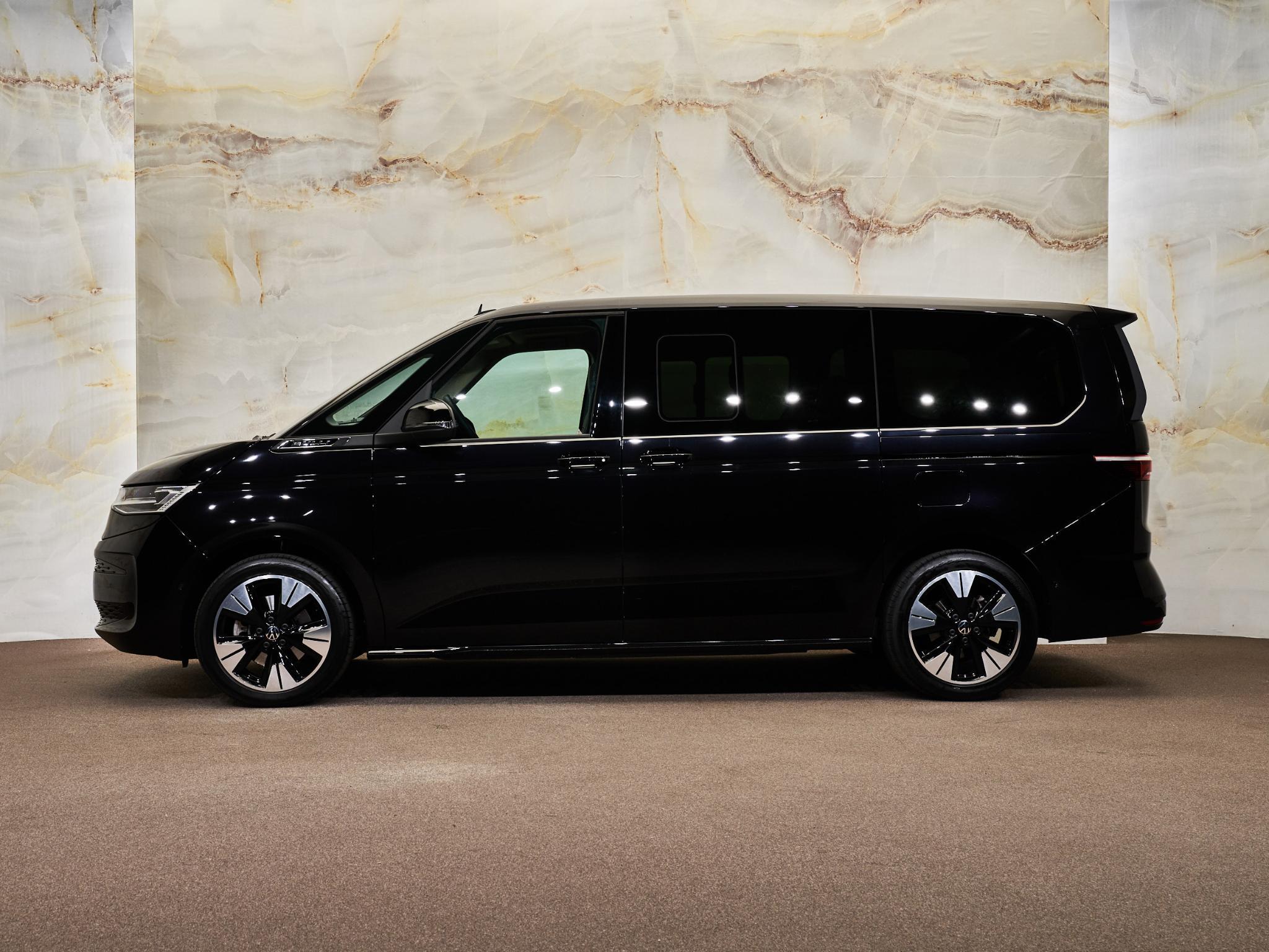 Volkswagen Multivan - 2