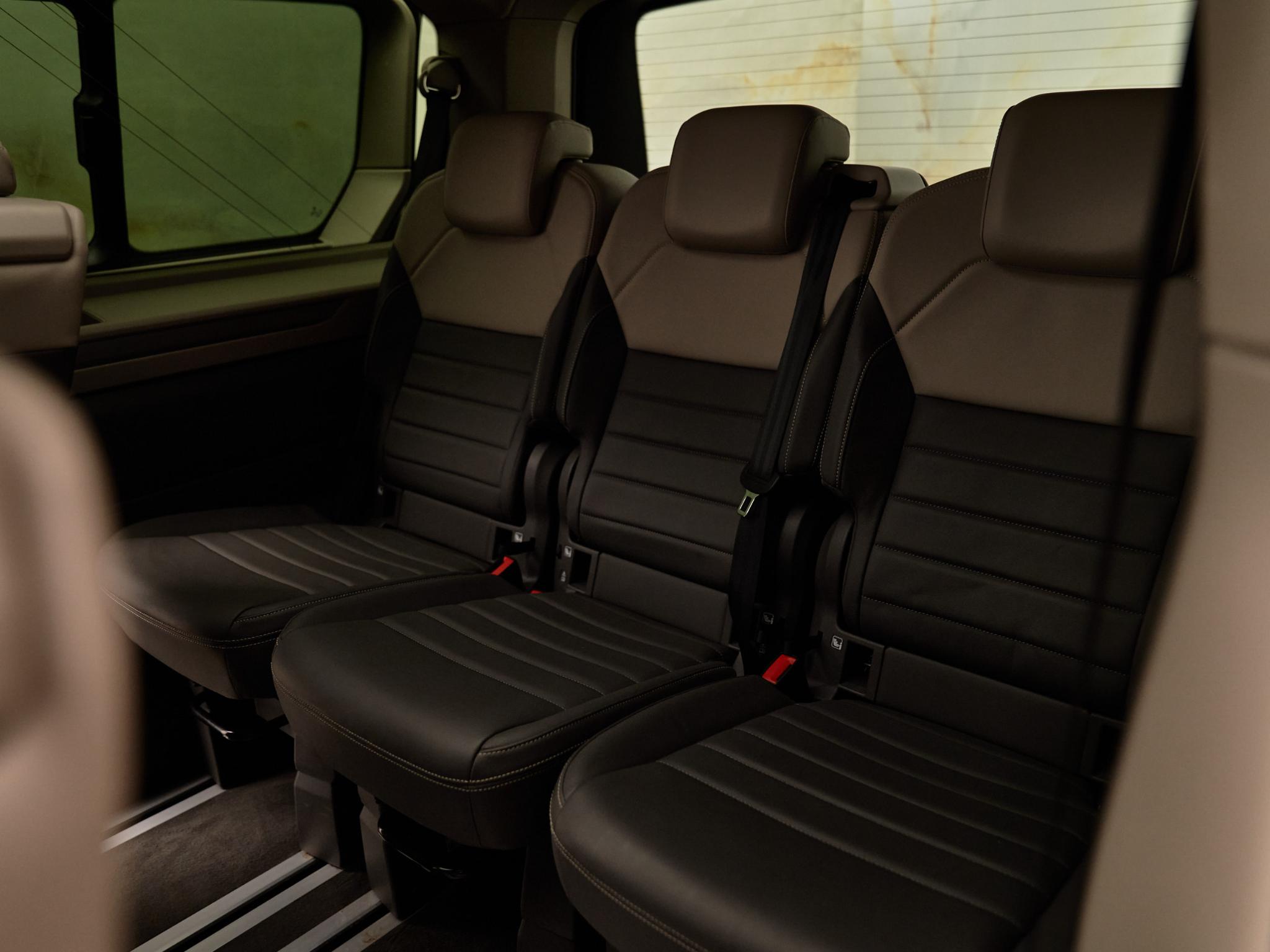 Volkswagen Multivan - 27